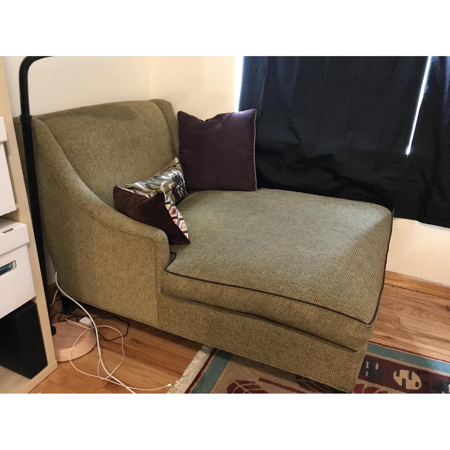 Fainting Style Couch/Chaise Lounge - image-2