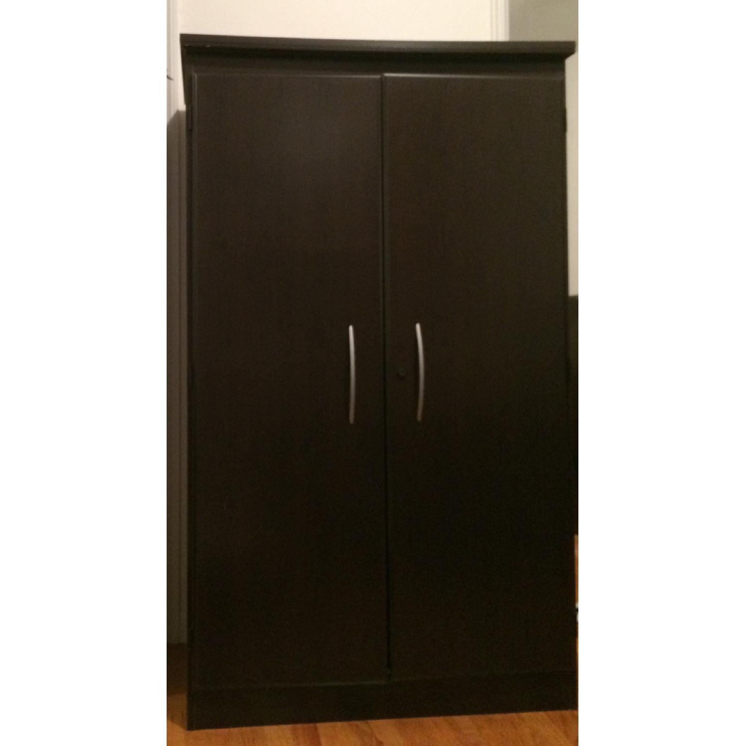 Armoire/Closet - image-1