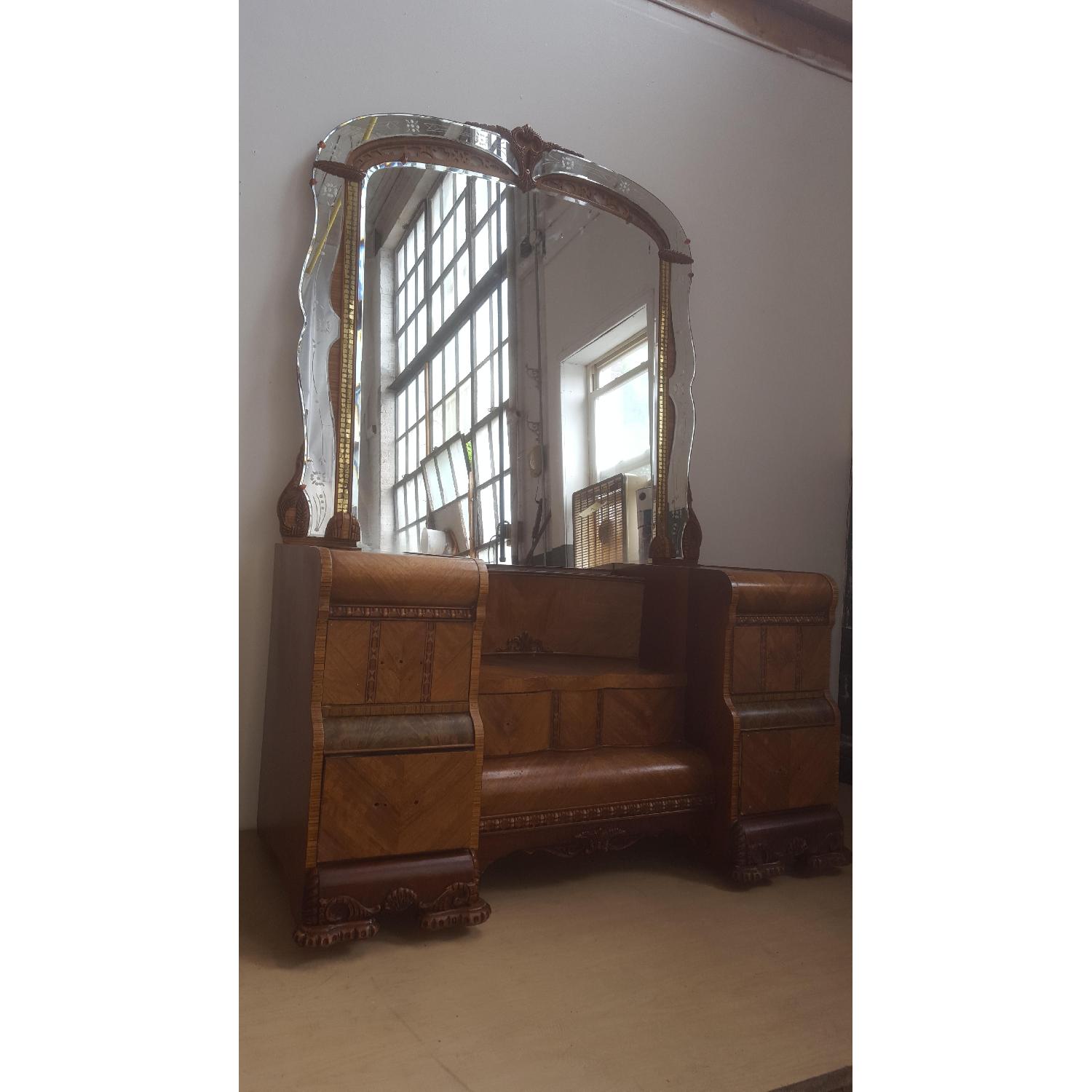 Waterfall Antique Art Deco Bedroom Set - image-6