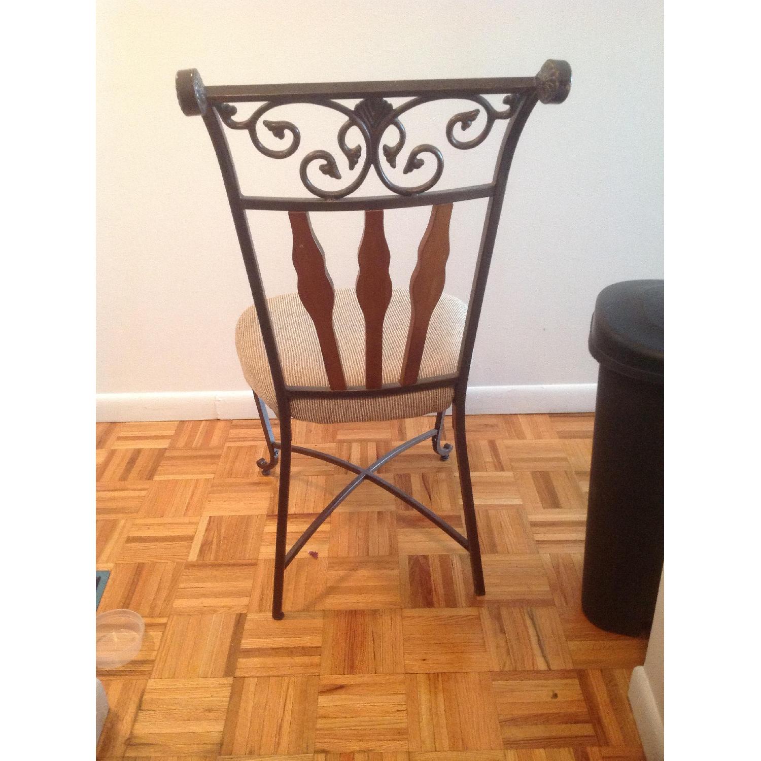 Ethan Allen Vintage Solid Oak Table w/ 4 Chairs - image-10