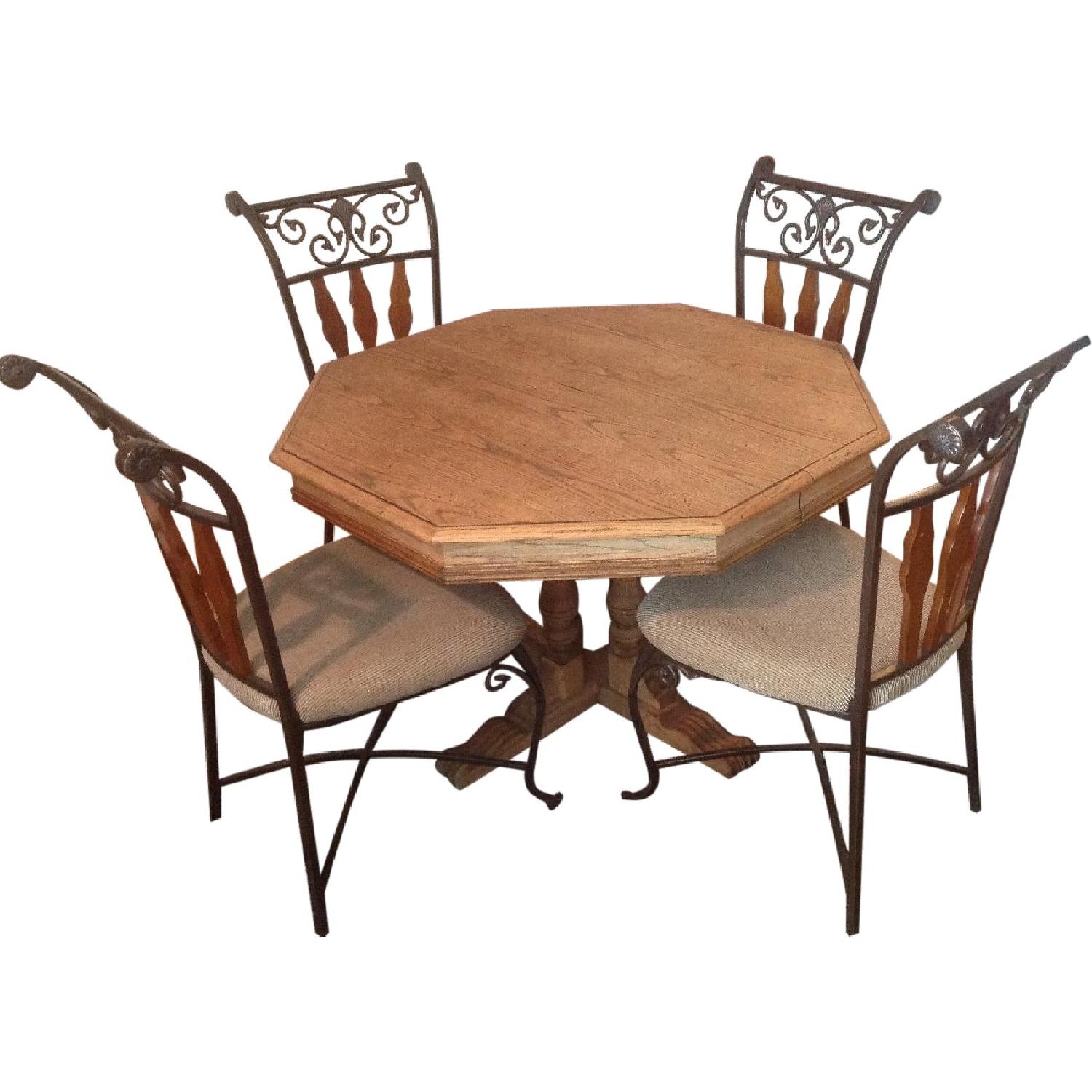 Ethan Allen Vintage Solid Oak Table w/ 4 Chairs - image-0