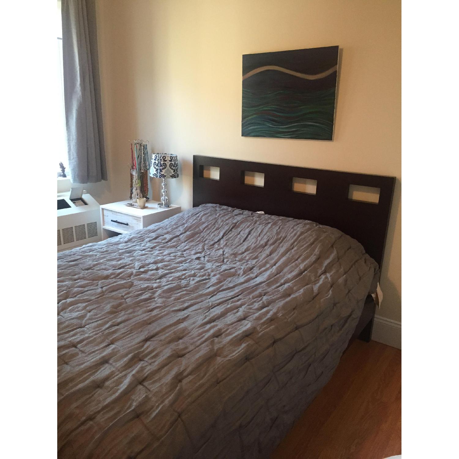 Modus Nevis Queen Riva Platform Bed - image-2