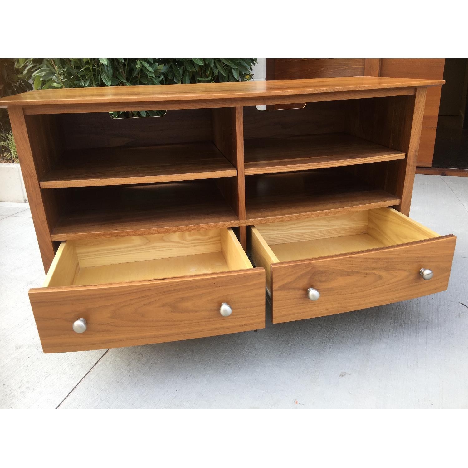 Pompanoosuc Mills Chelsea Media Center - image-6