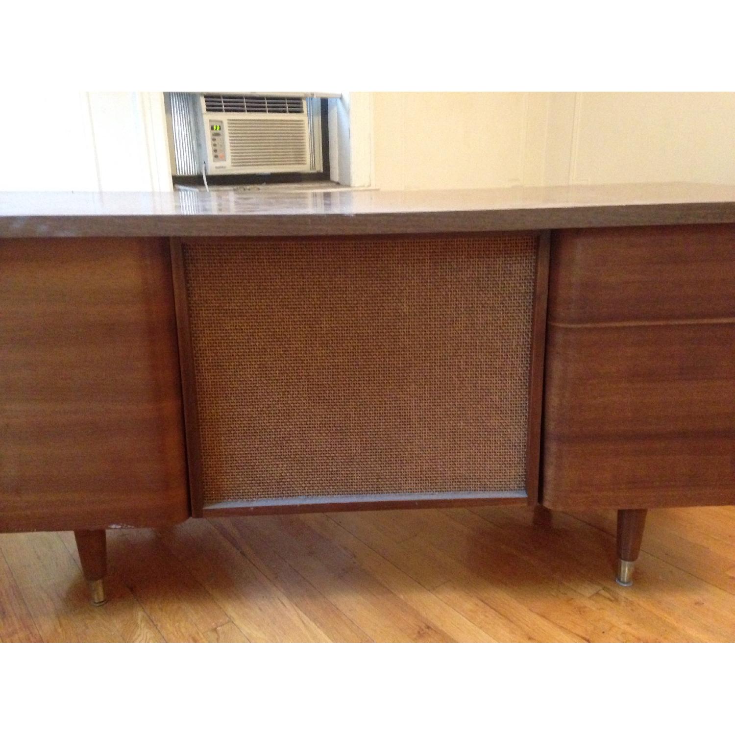 Vintage 60's Desk w/ 6 Drawers - image-3