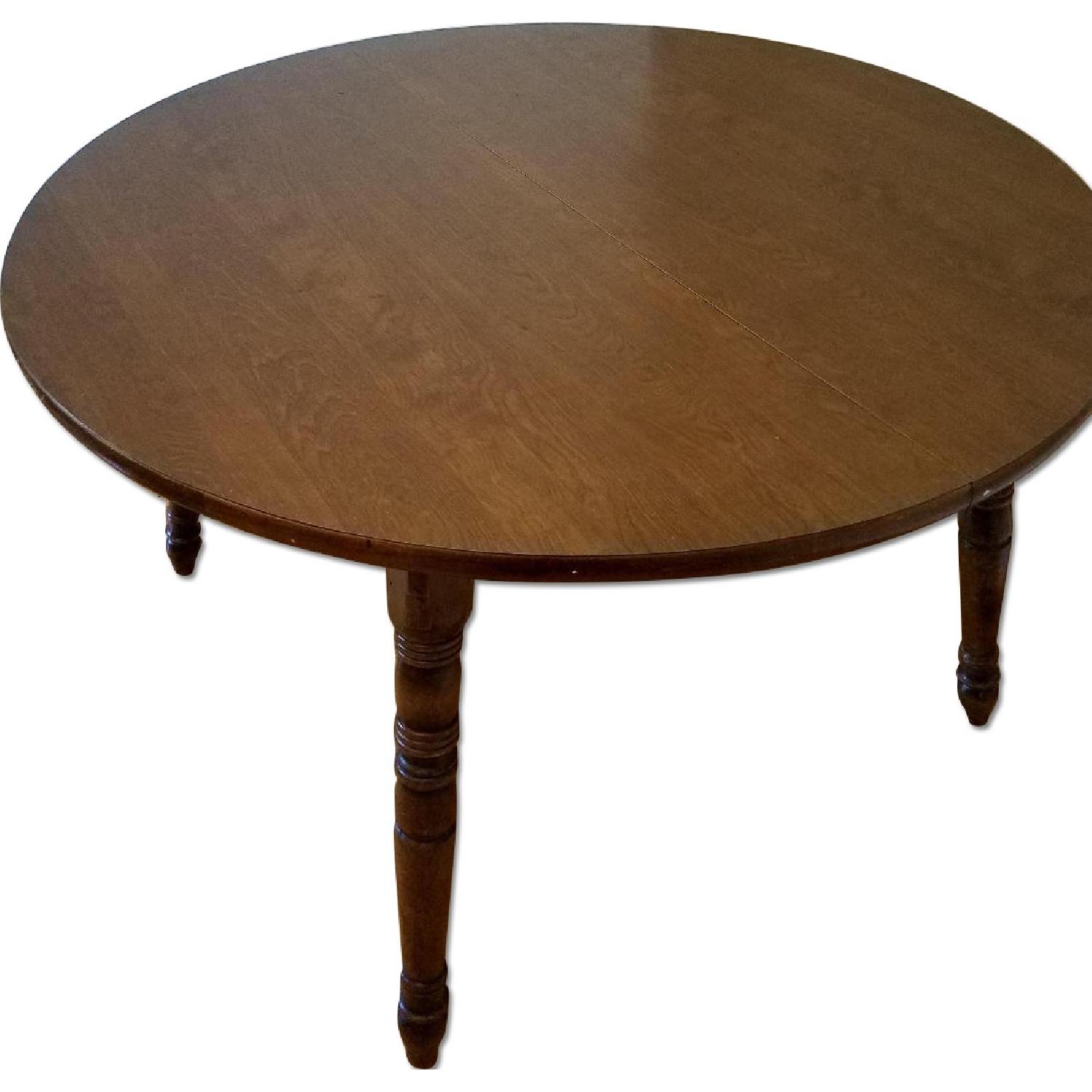 Round Solid Wood Extendable Dining Table Round Solid Wood Extendable Dining Table