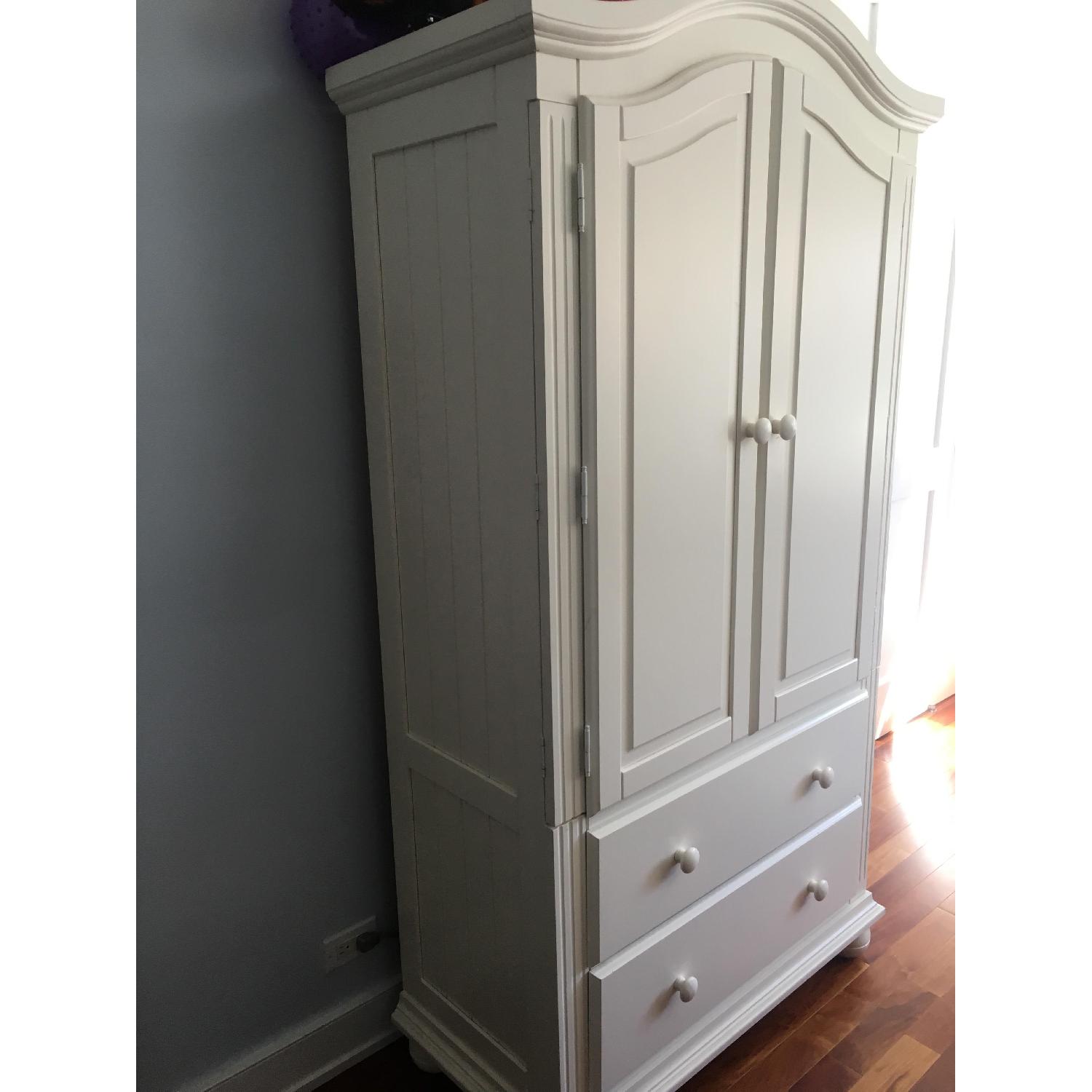 Sorelle Vista Armoire in French White - image-5