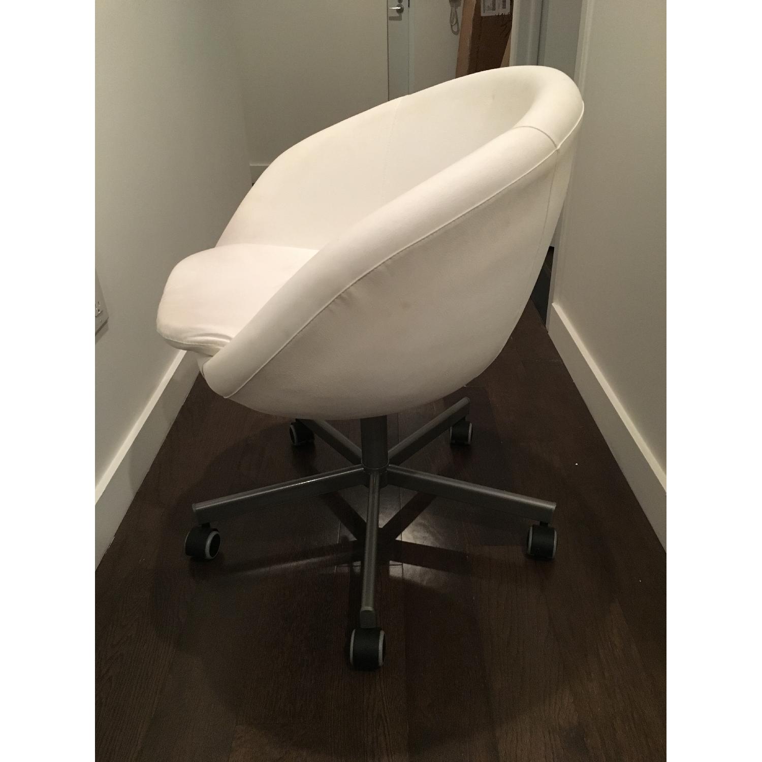Ikea Swivel Desk Chair AptDeco