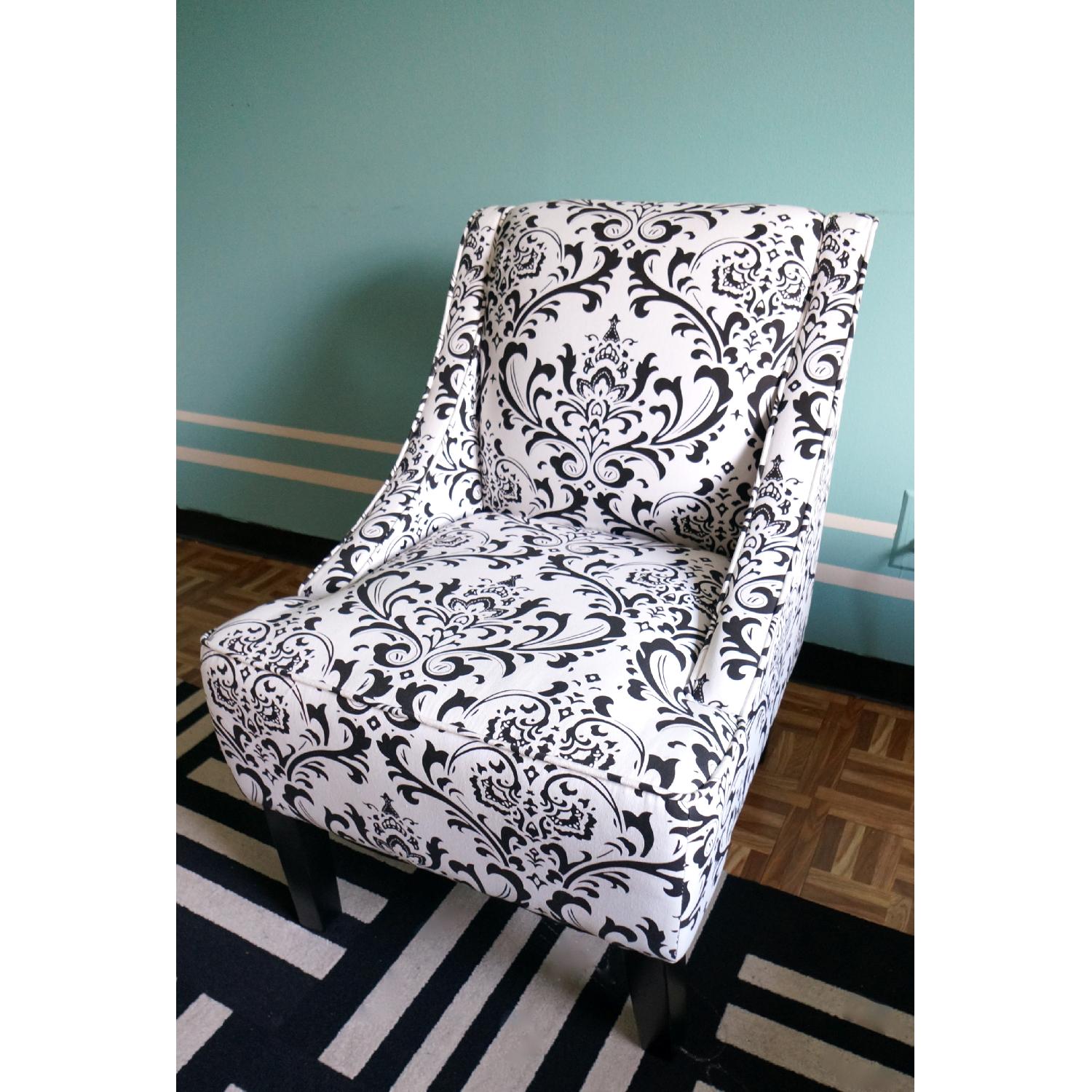 target swoop arm chair