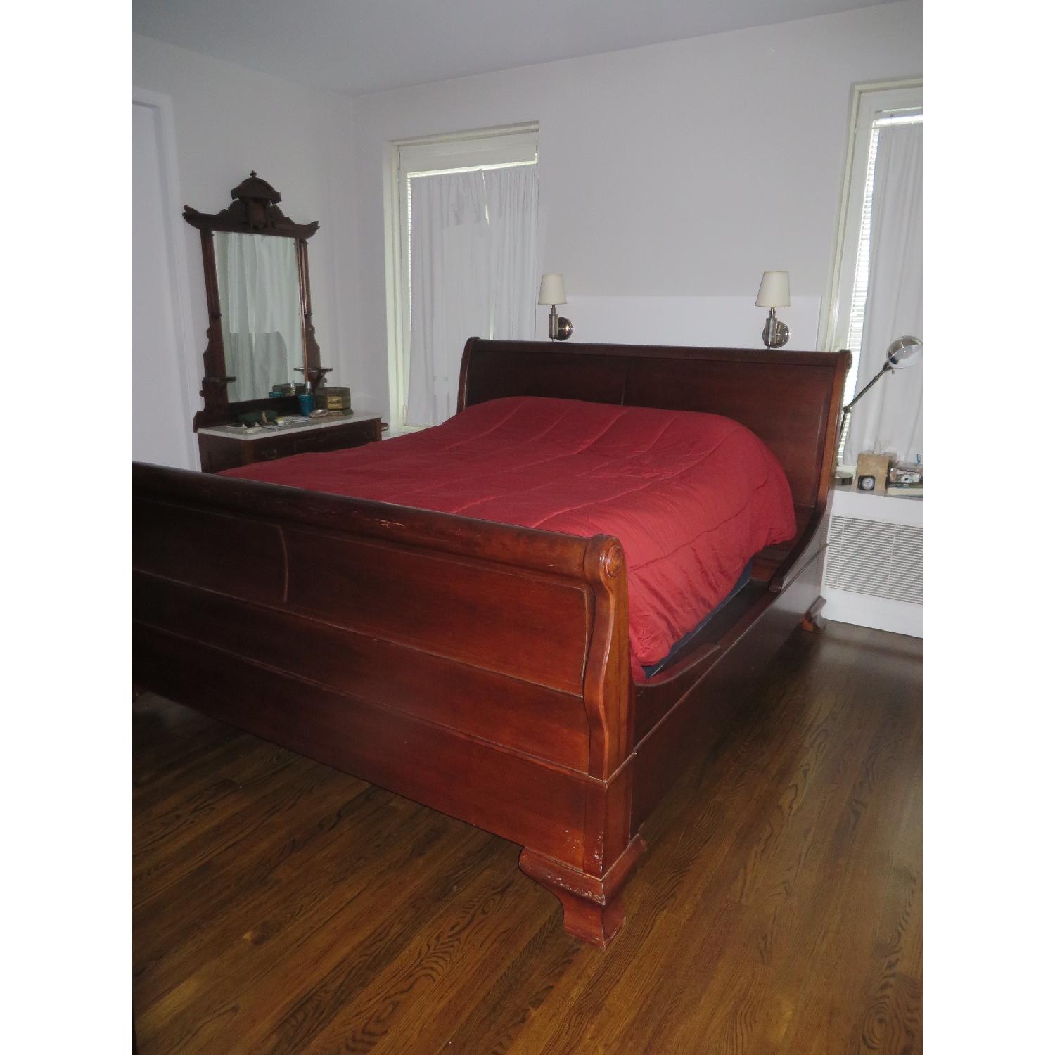 Ralph Lauren King Size Cherry Wood Sleigh Bed - image-3