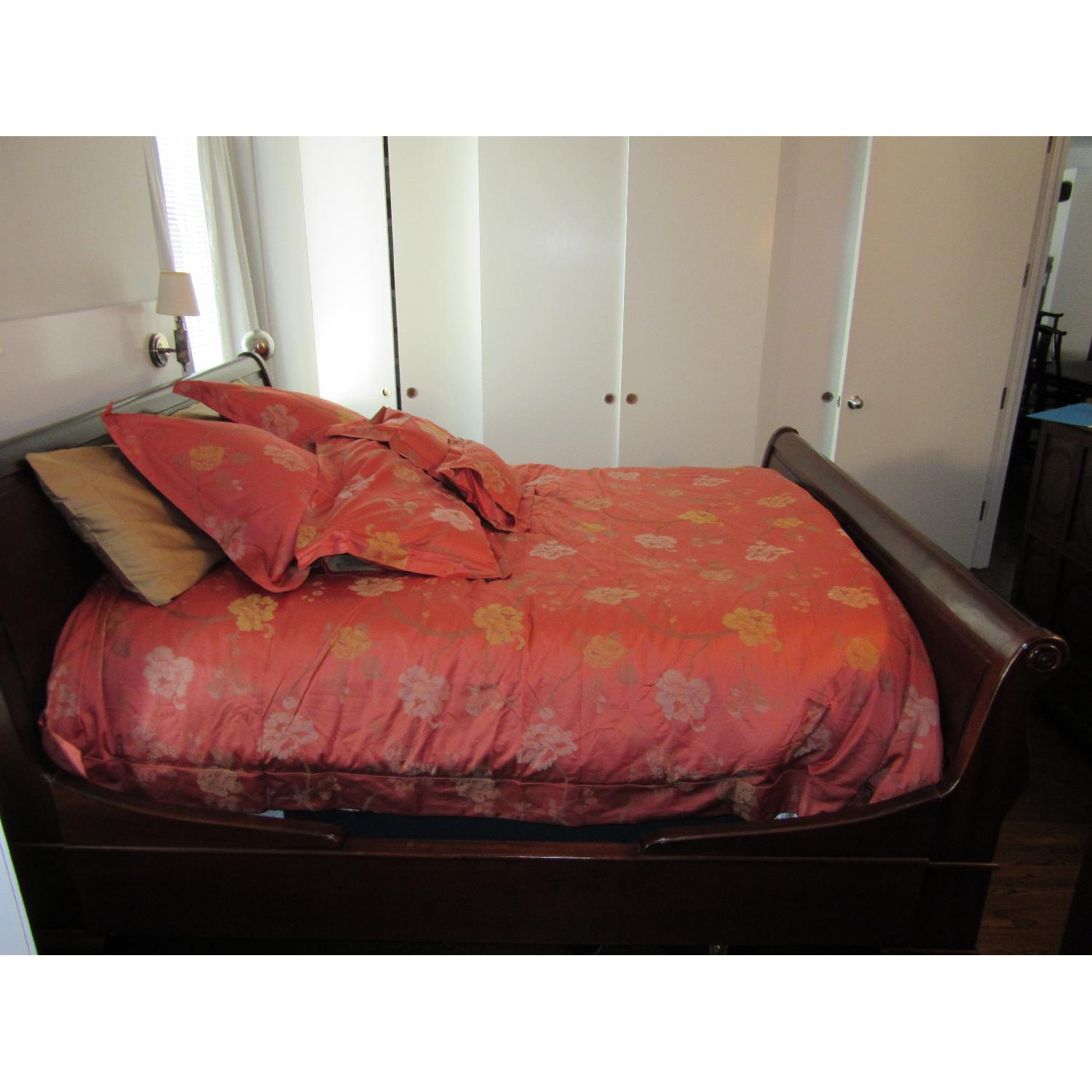 Ralph Lauren King Size Cherry Wood Sleigh Bed - image-9