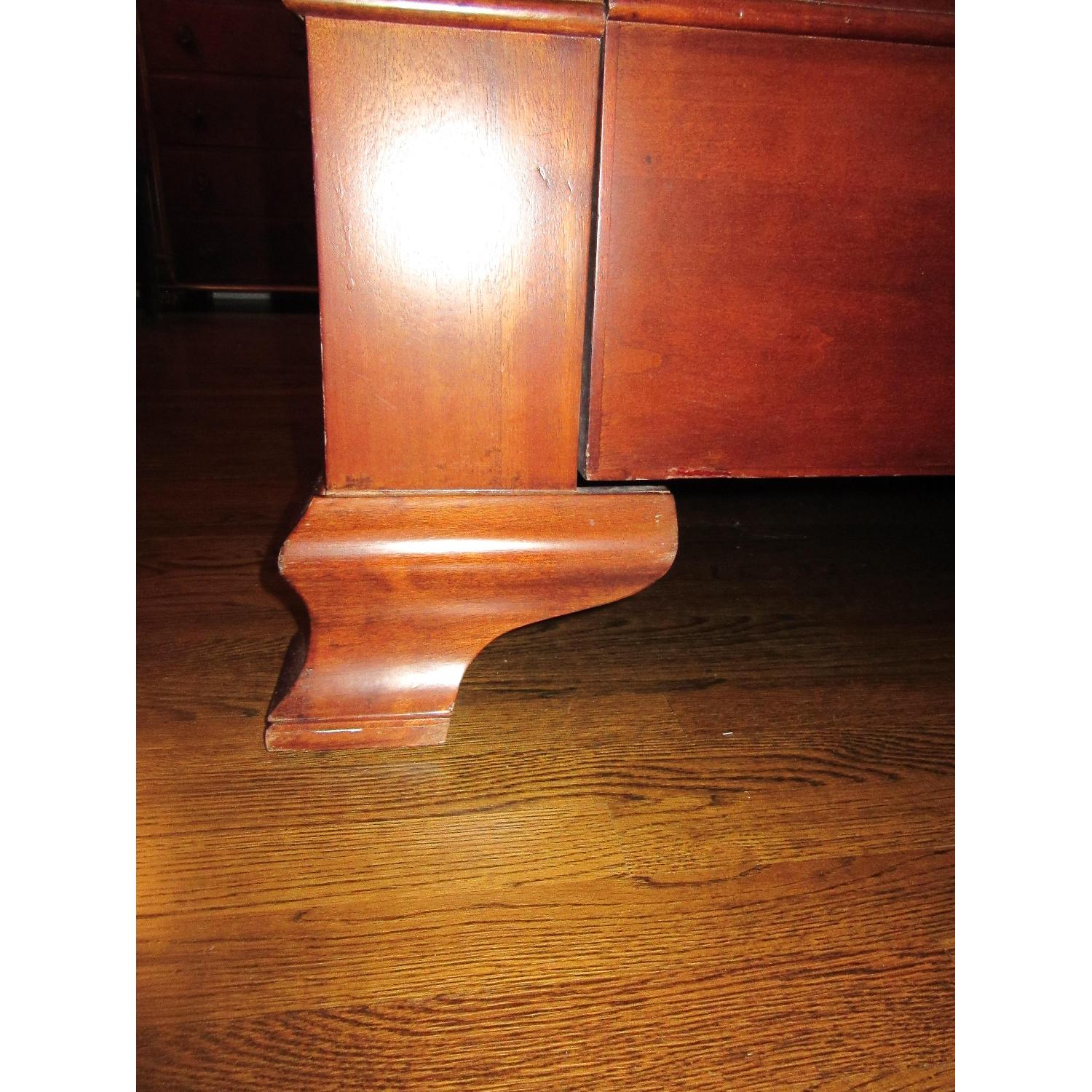 Ralph Lauren King Size Cherry Wood Sleigh Bed - image-12