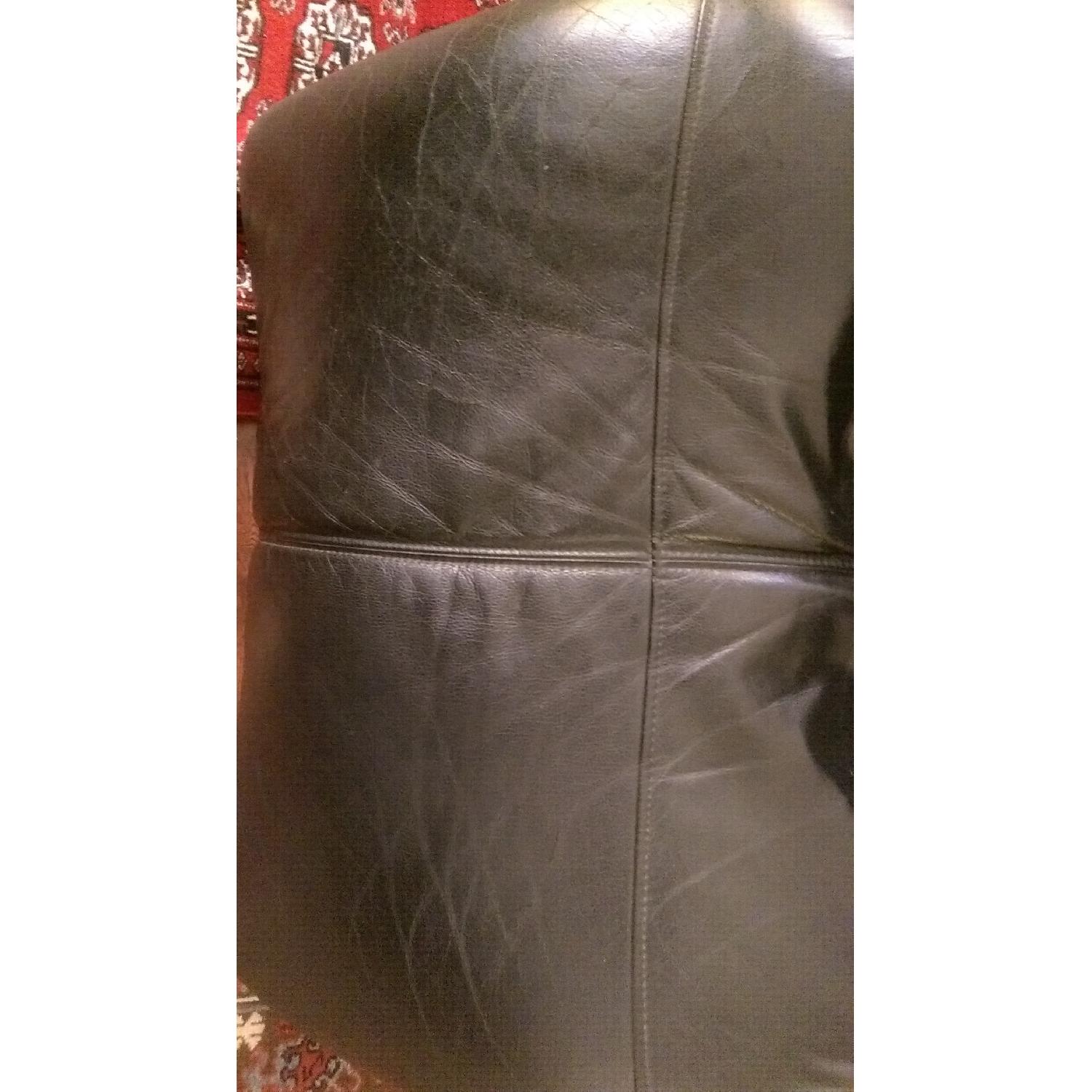 Zero Gravity Reclining Chair - image-7