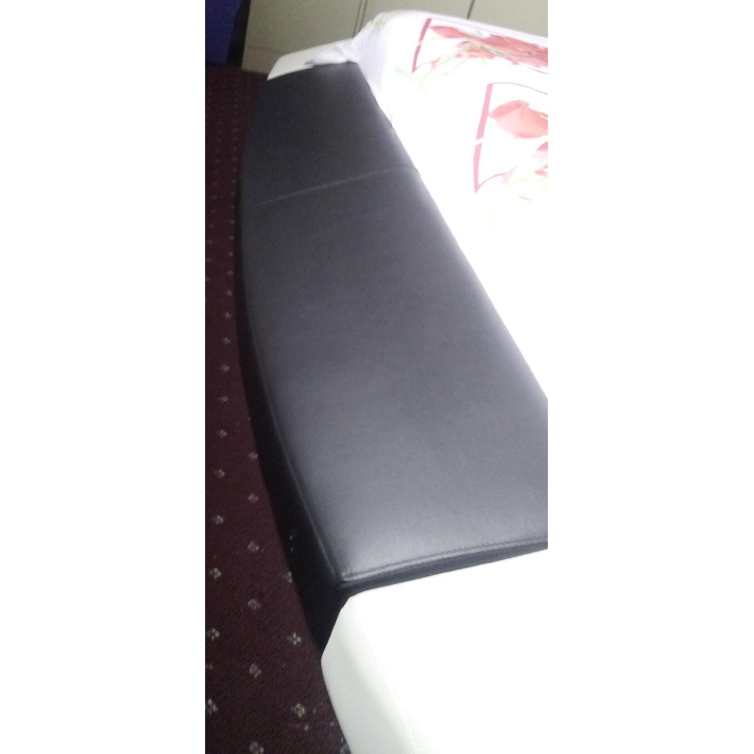 Black & White Leatherette Modern Bed - image-7