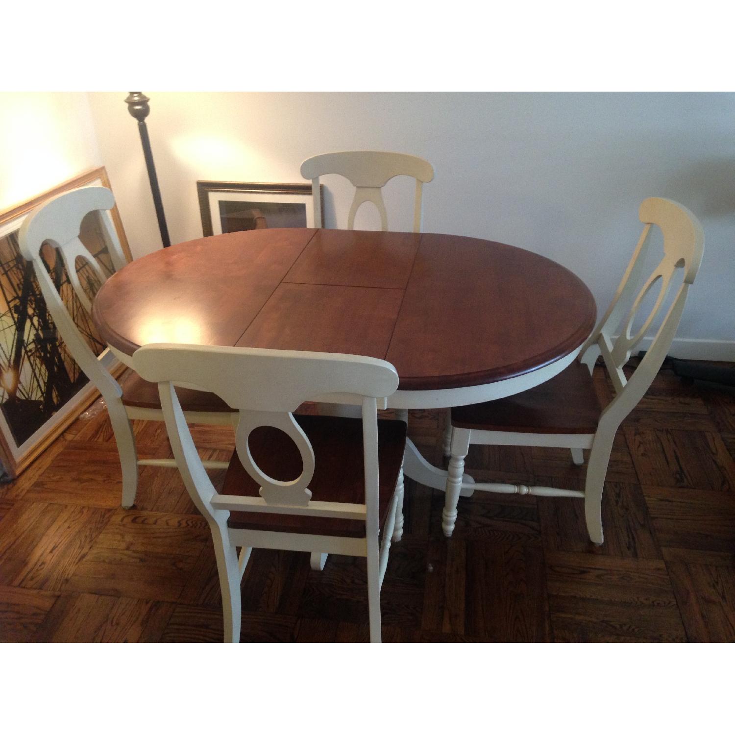 Raymour & Flanigan Kenton II Dining Set - image-4