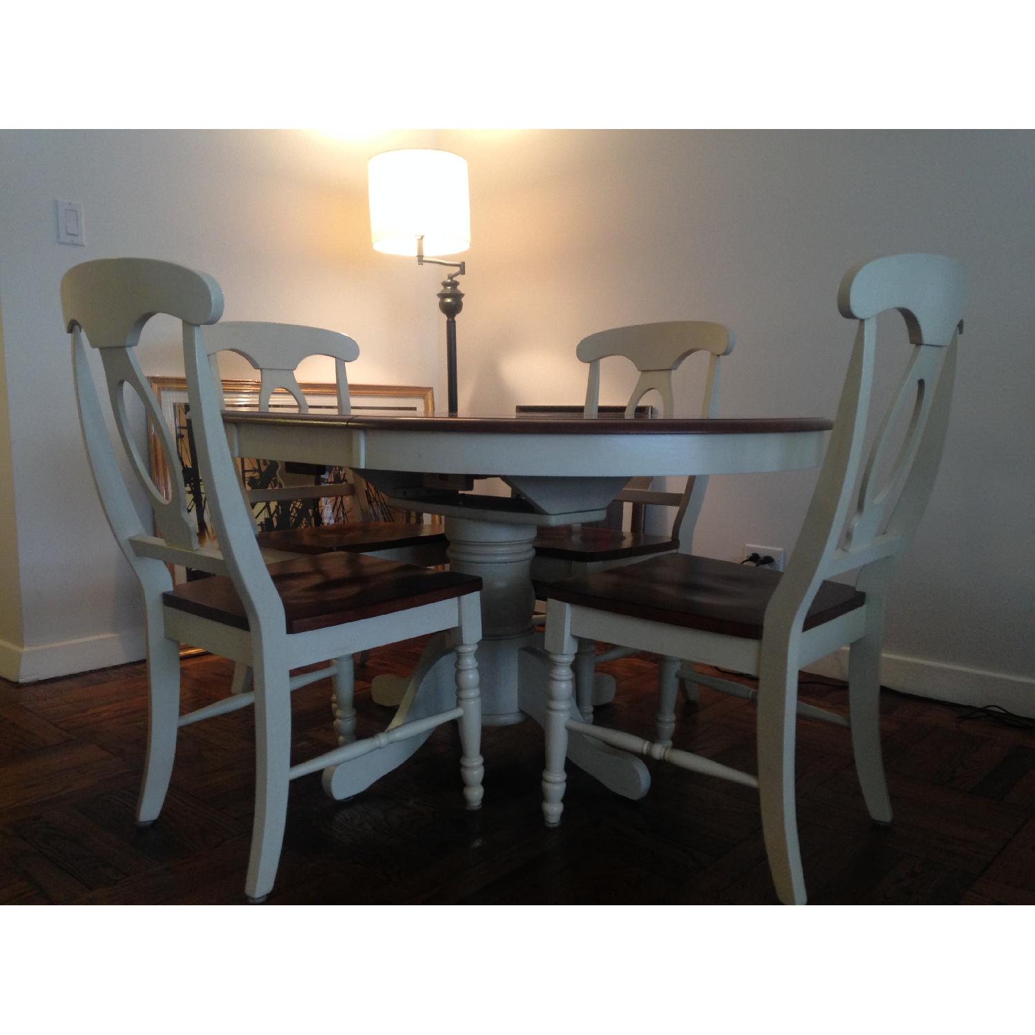 Raymour & Flanigan Kenton II Dining Set - image-5