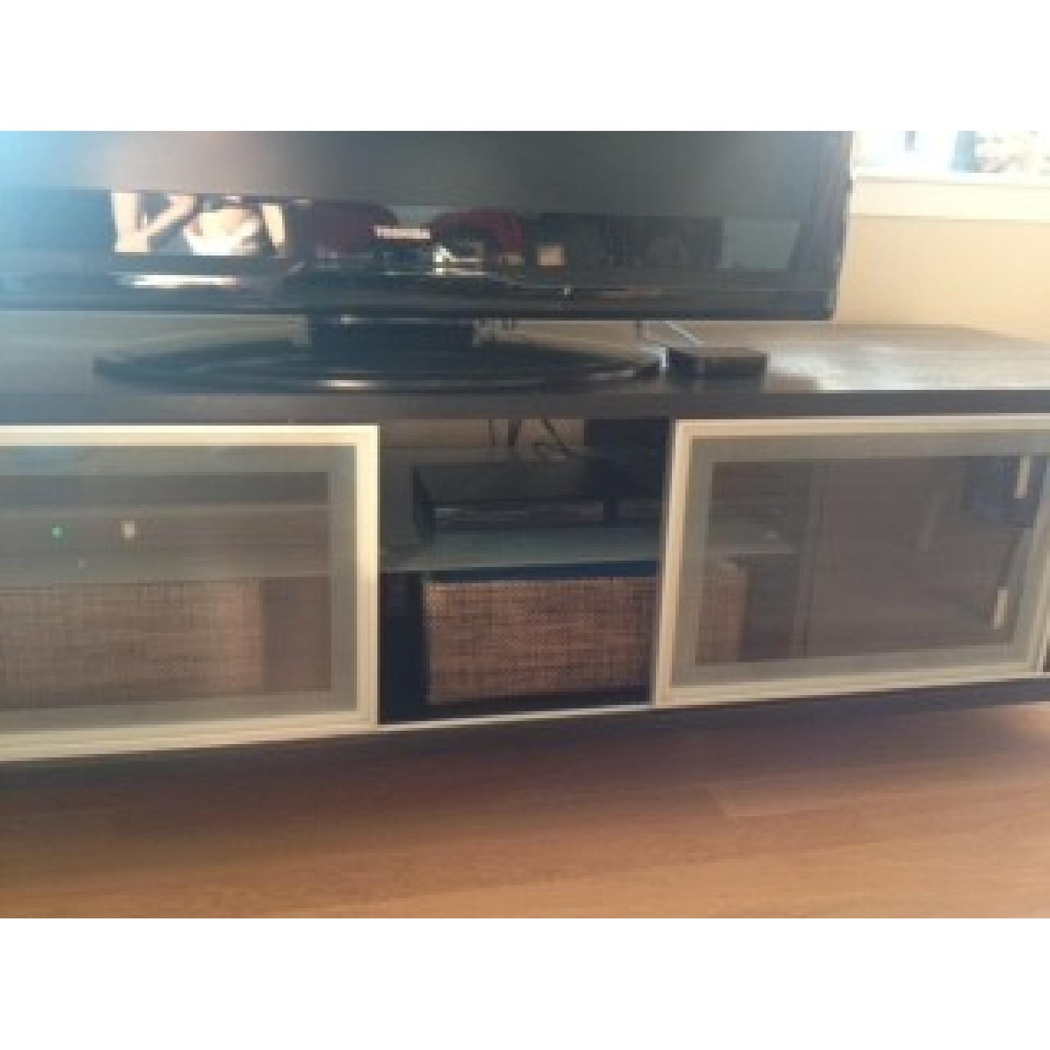 Media Console - image-3