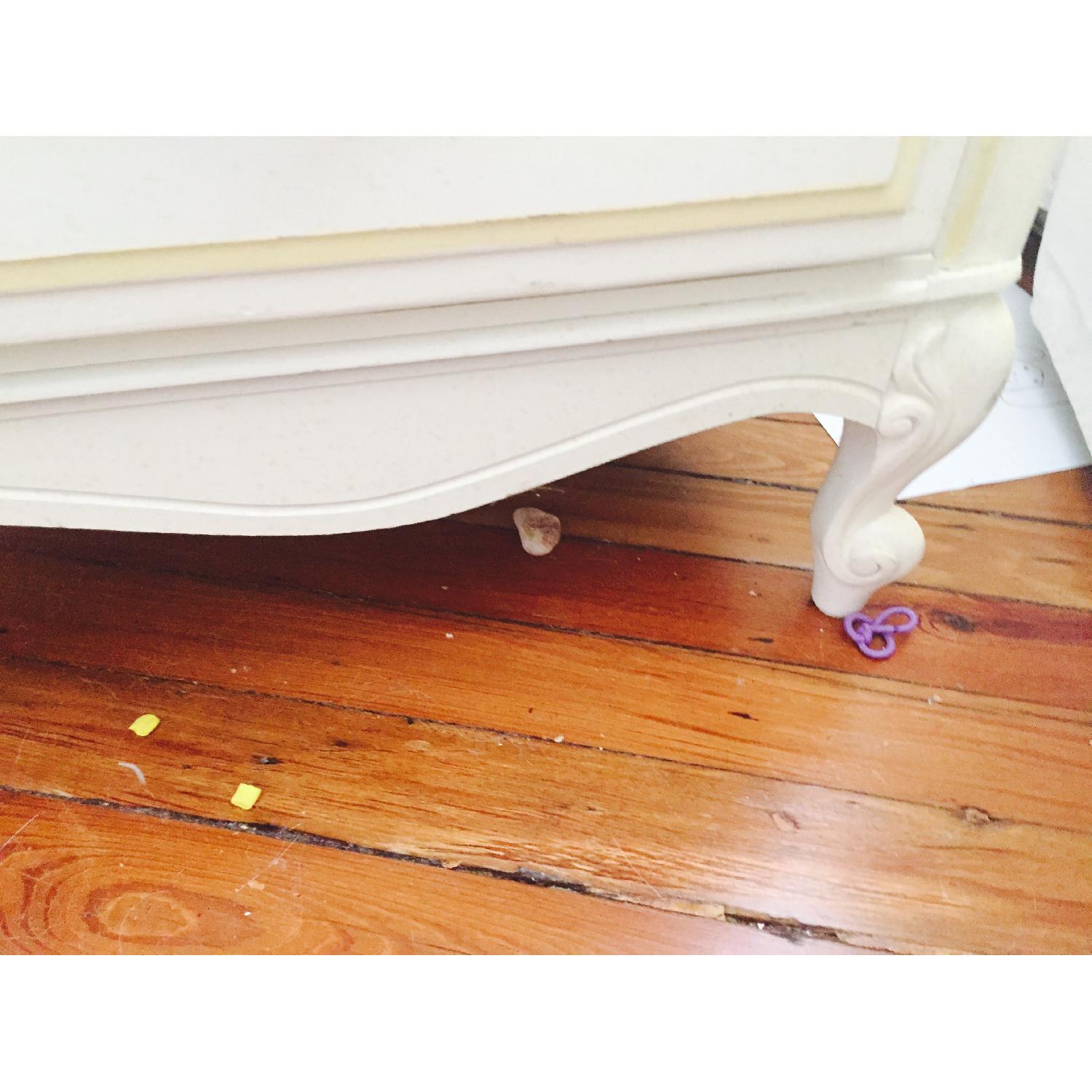 Shabby Chic Tall 6 Drawer Dresser - image-2