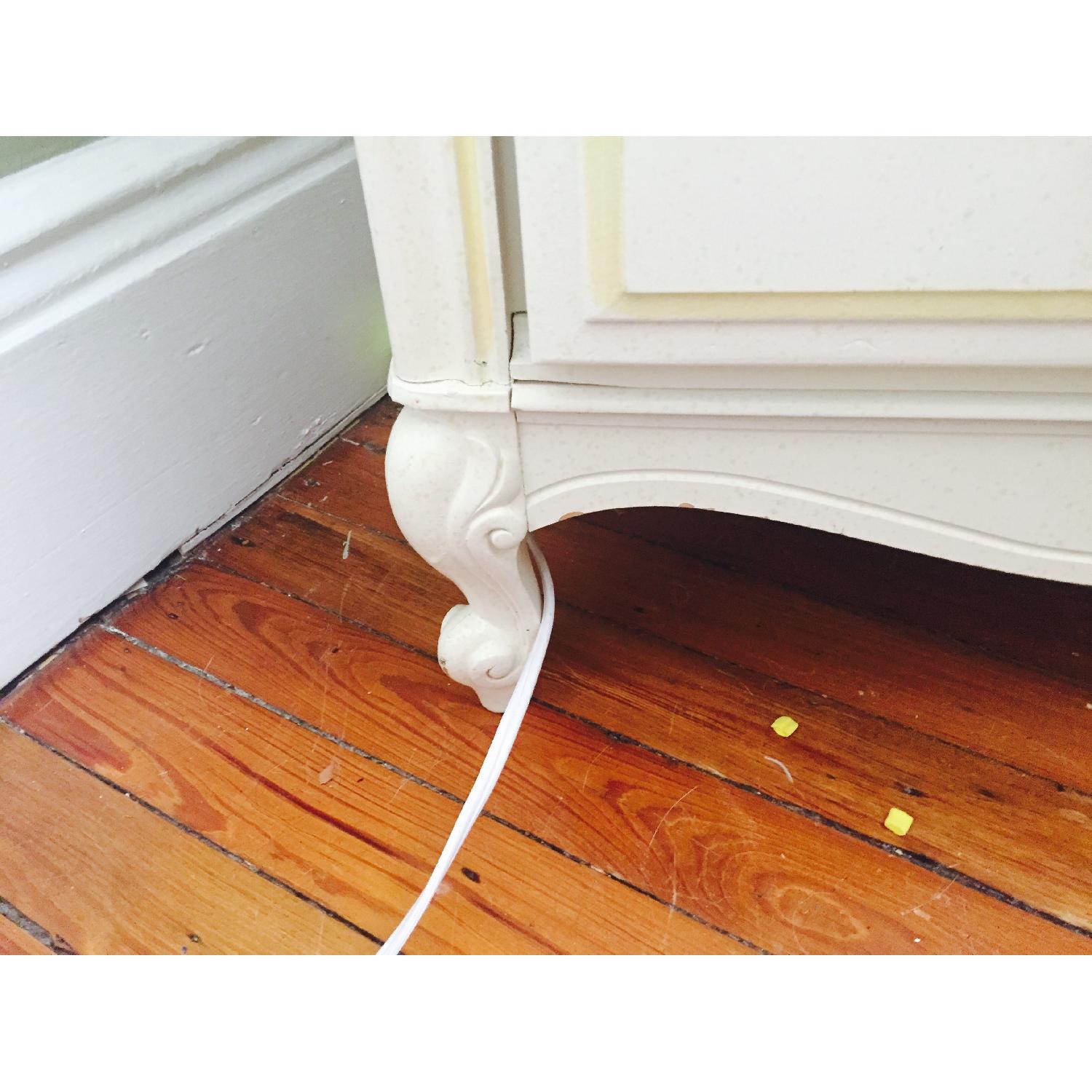 Shabby Chic Tall 6 Drawer Dresser - image-6