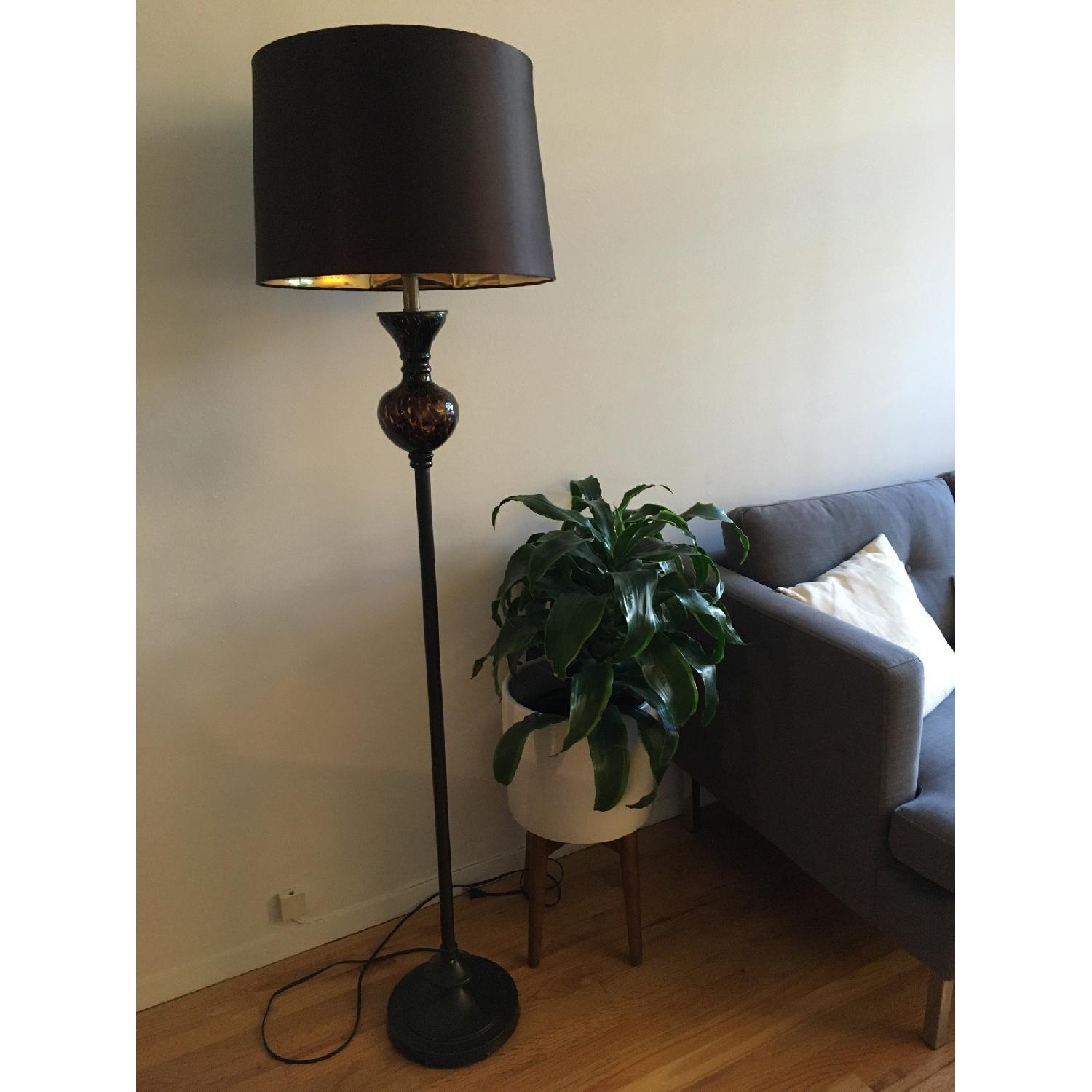 Pier 1 Tortoise Glass Floor Lamp Desk Lamp For Sale On Aptdeco