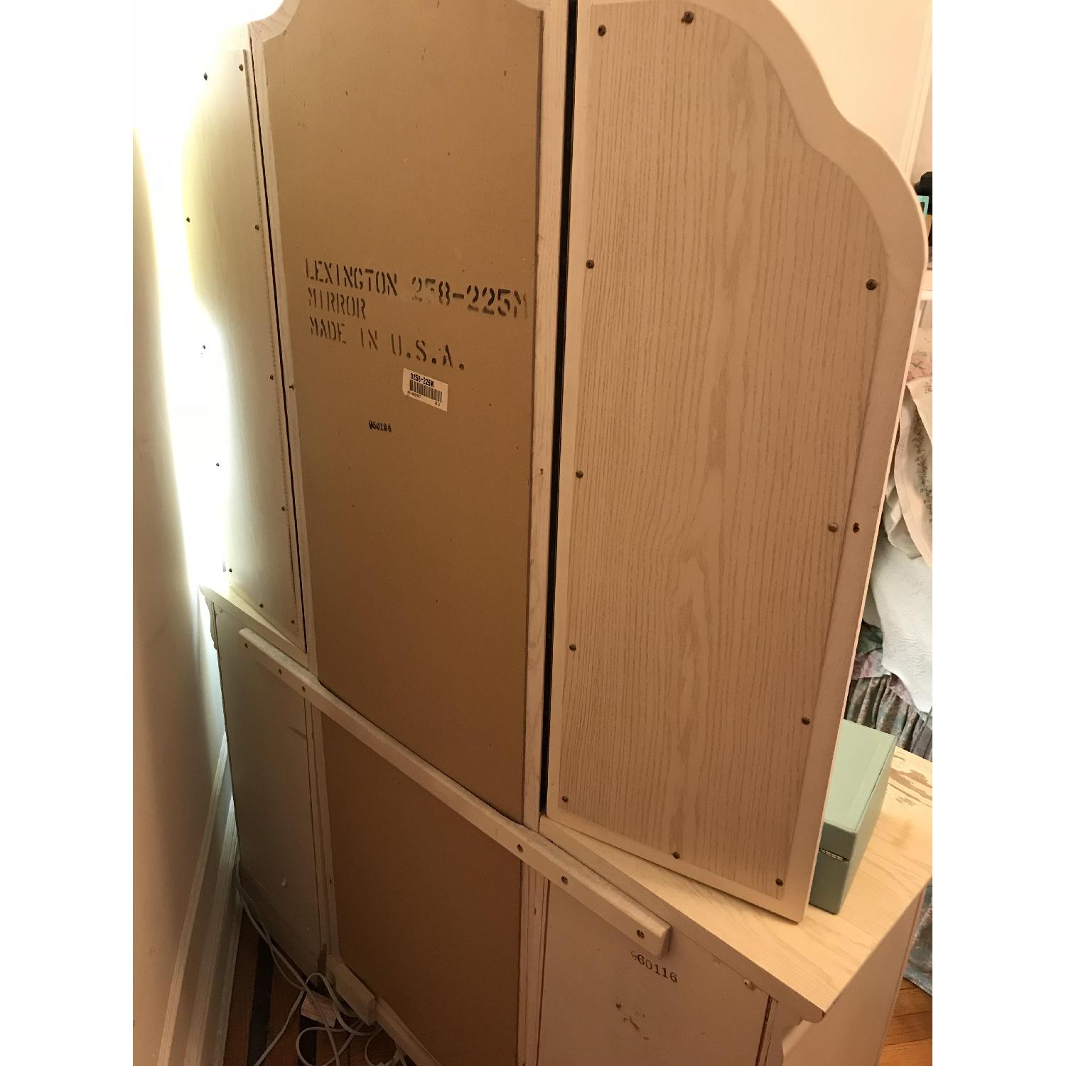 Lexington Furniture Vanity w/ Tri-Fold Mirror - image-3