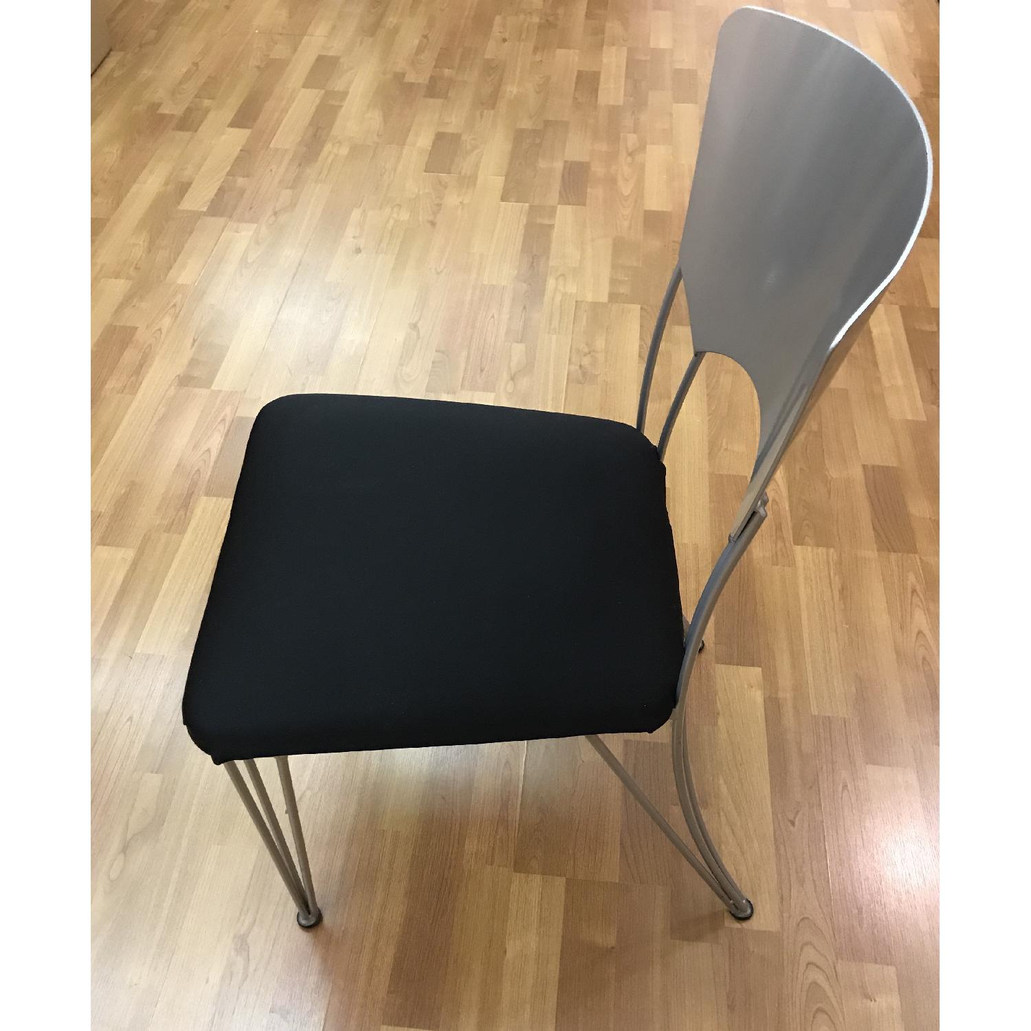 Glass Top Dining Table w/ 4 Cushioned Chairs - image-5