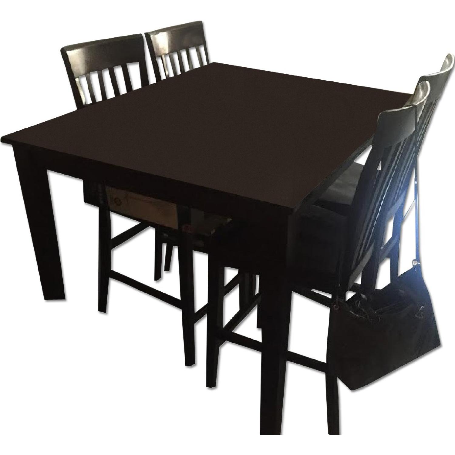 Raymour & Flanigan Counter Height Dining Table W/ 4 Chairs AptDeco