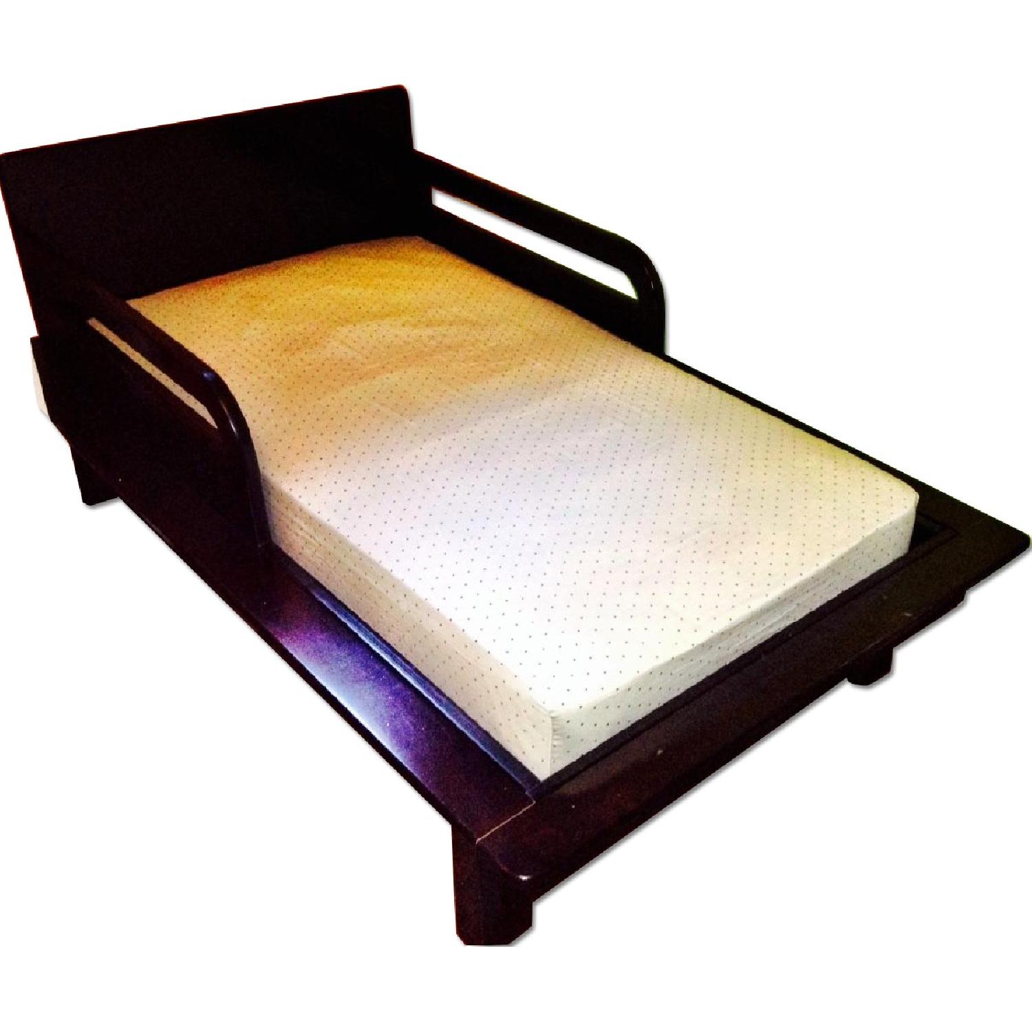 Arginton Sahara Crib/Toddler Bed + Changing Table - image-0