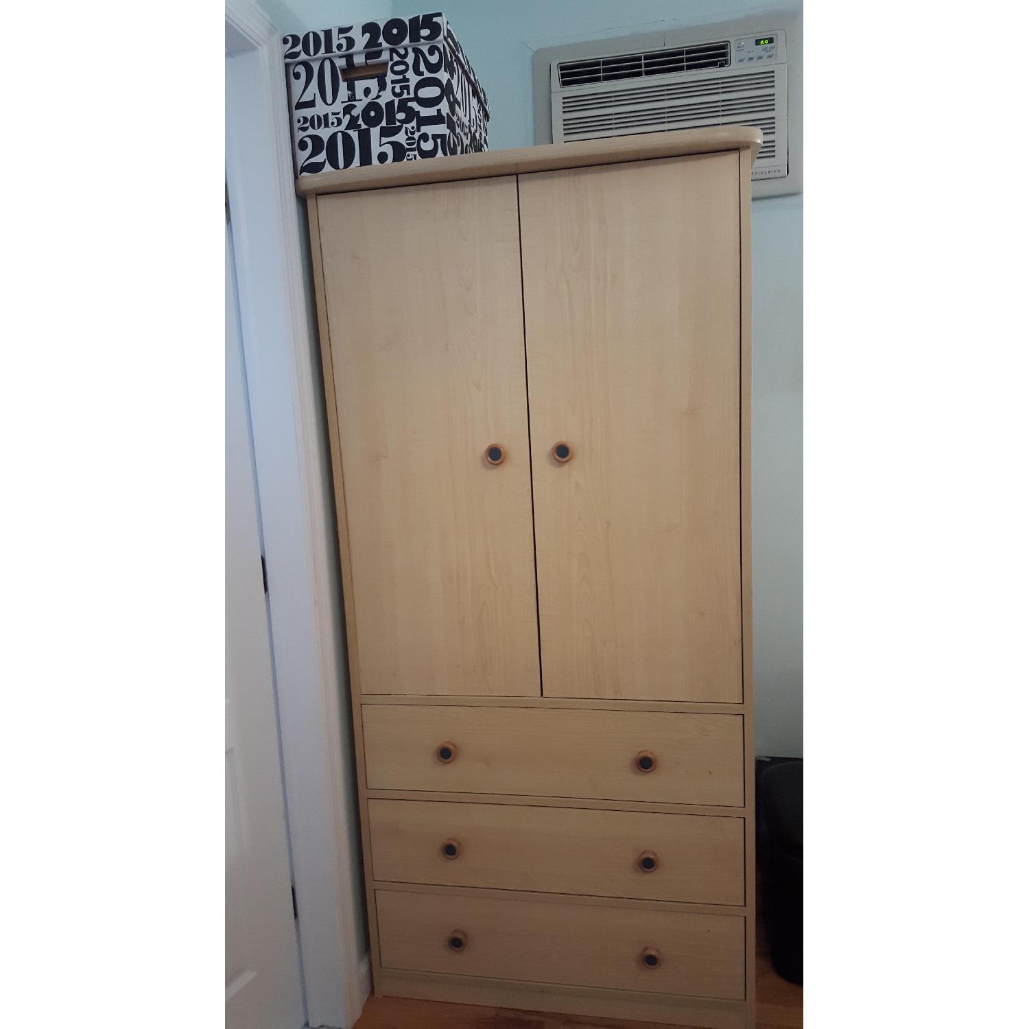Berg Furniture Children Wardrobe - image-1