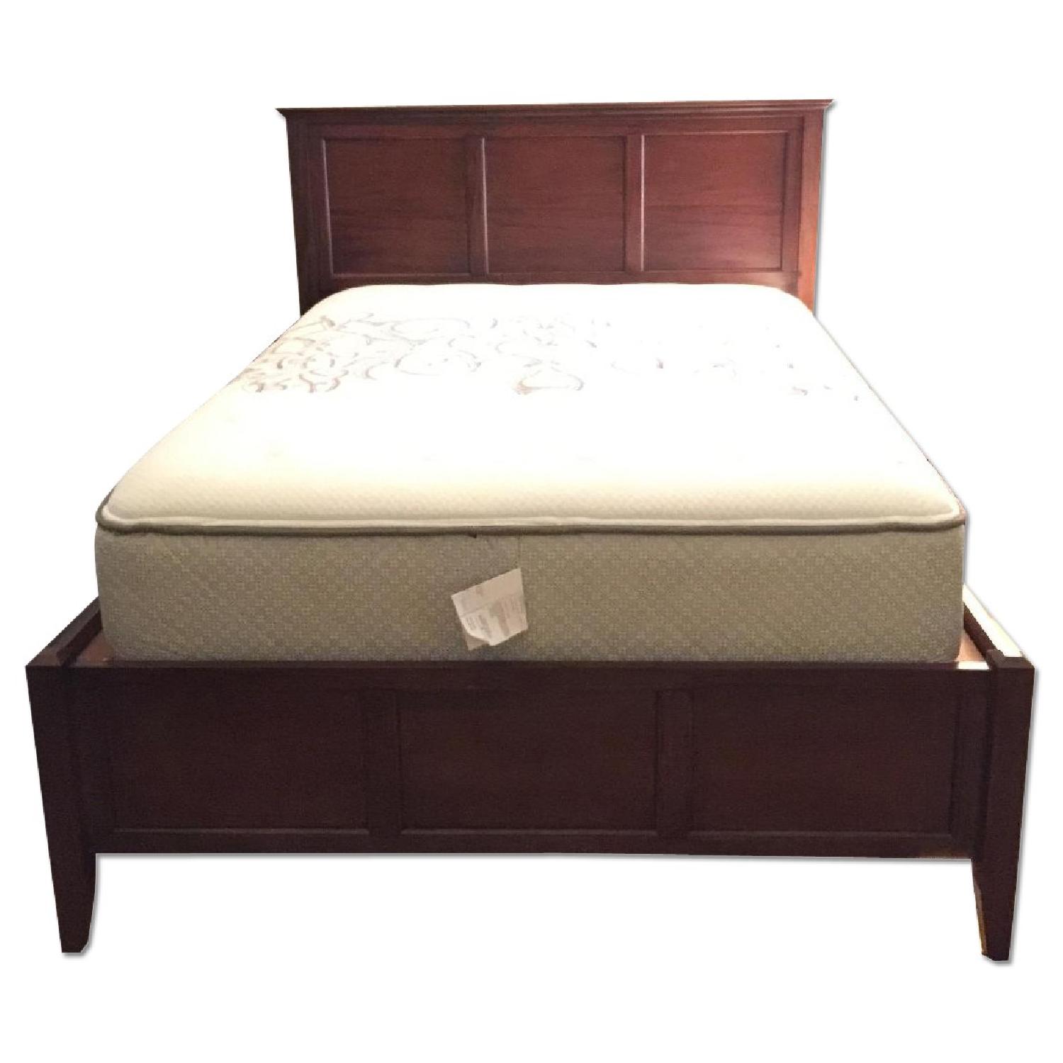 Raymour & Flanigan Westlake Collection Queen Size Bed Frame AptDeco