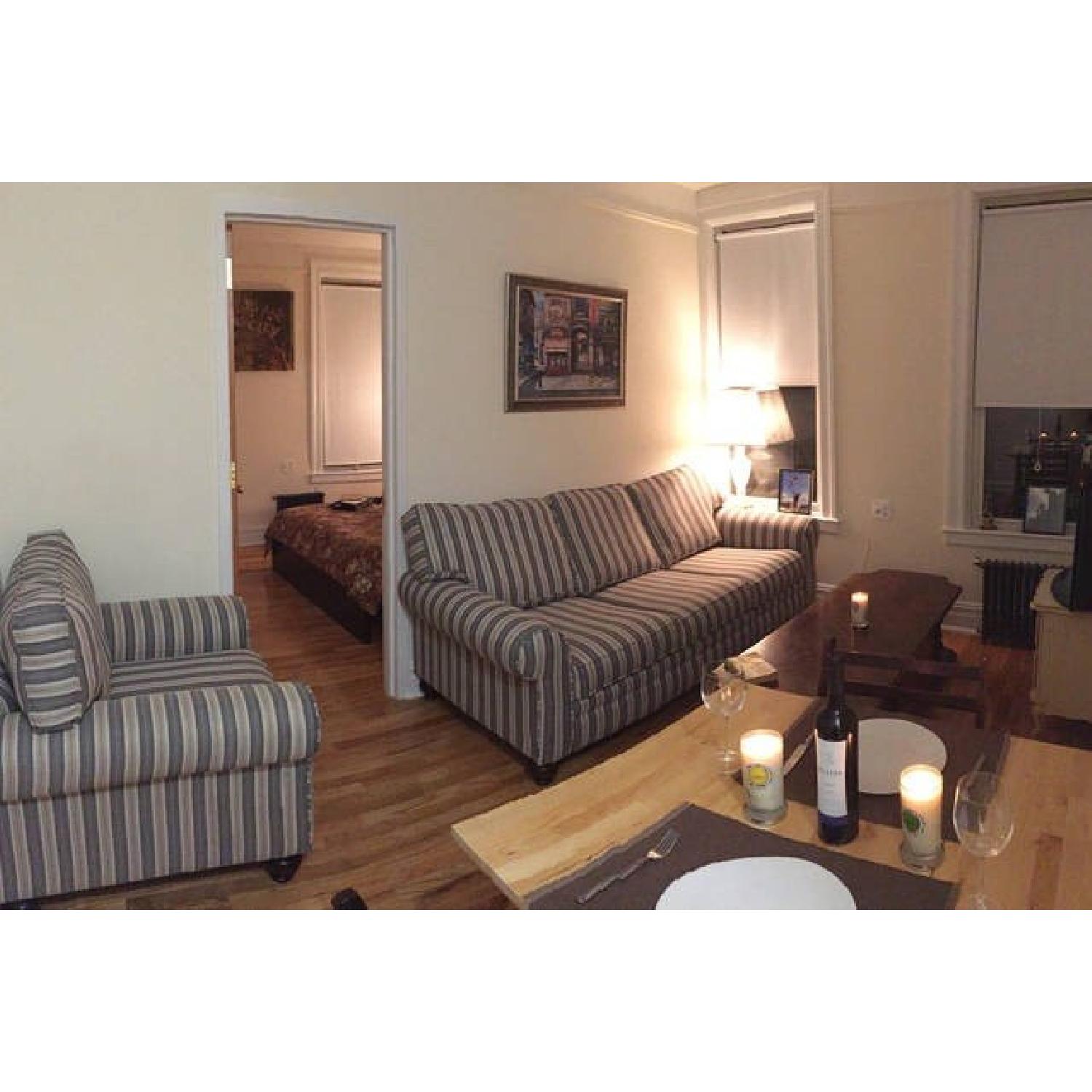 Bob's Furniture Queen Sleeper Sofa + Chair AptDeco