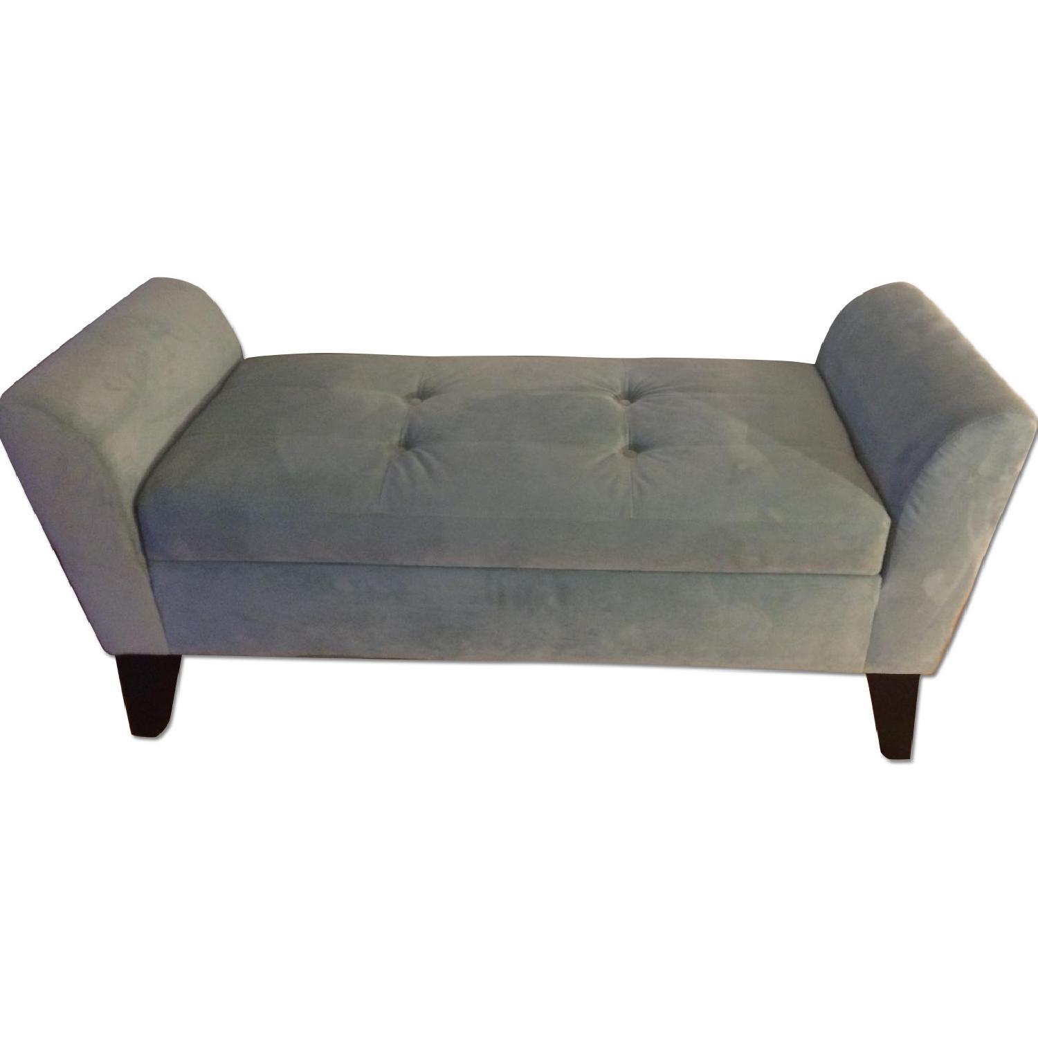 Bob's Storage Bench AptDeco