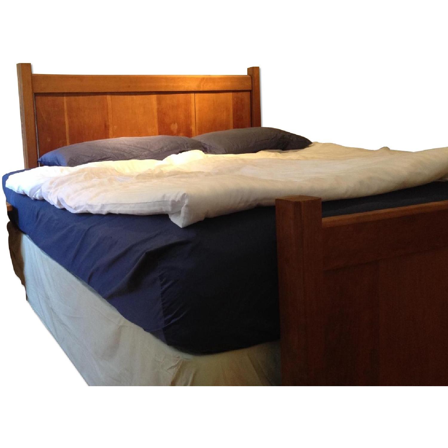 Johan Renvall Queen Size Bed - AptDeco