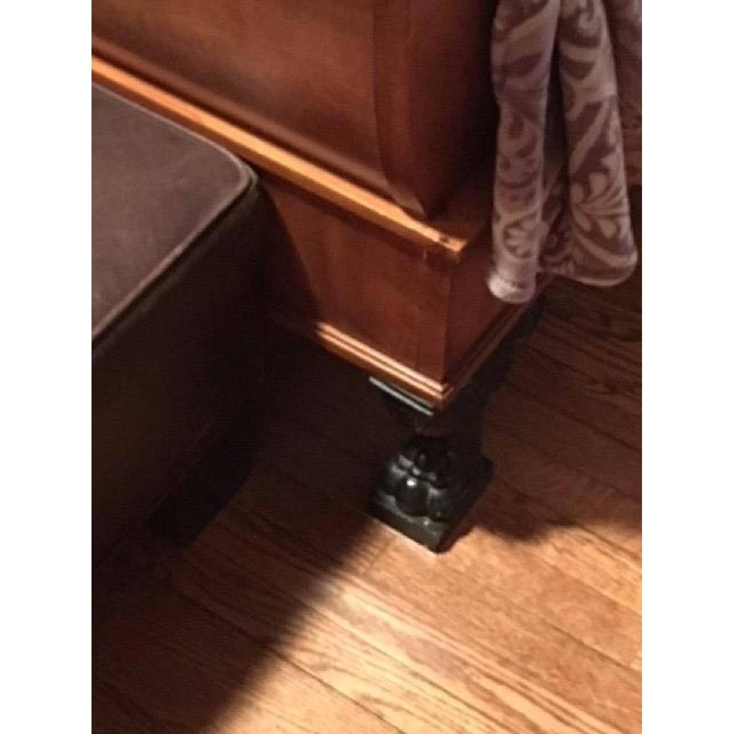 Henredon Solid Mahogany King Size Sleigh Bed - image-7