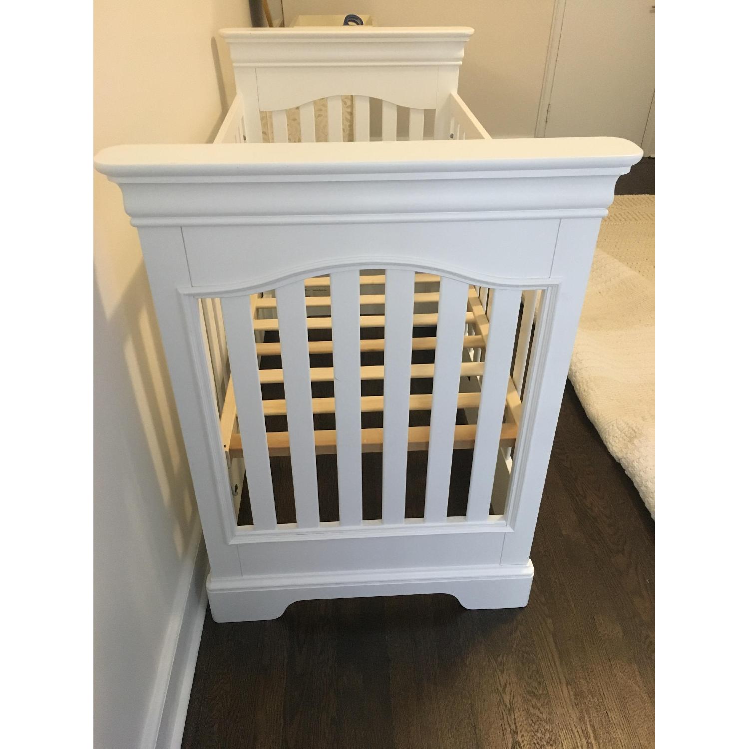 Stanley Furniture Classic White Crib - image-4