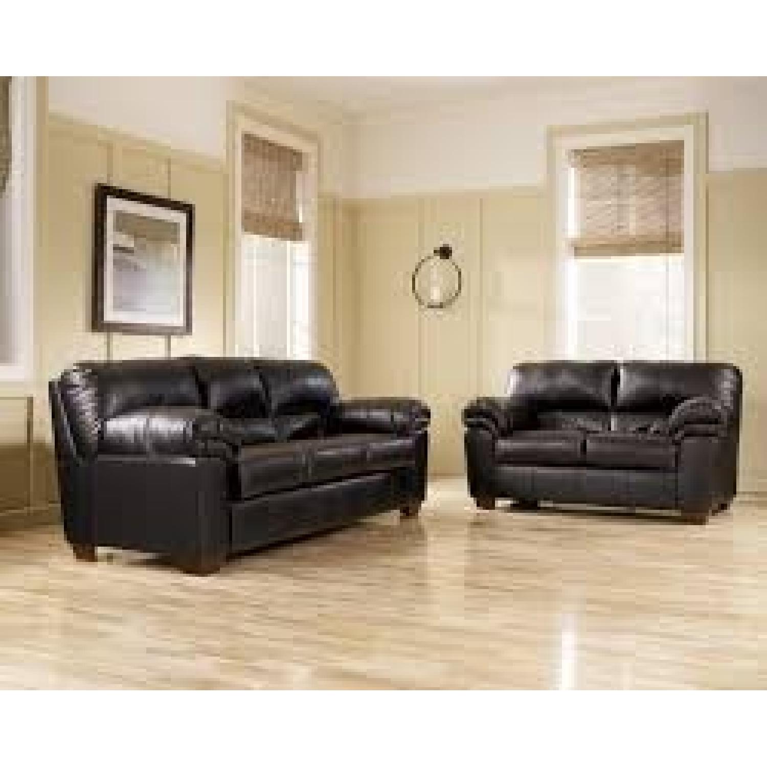 Ashley's Commando Sleeper Sofa in Black - image-2
