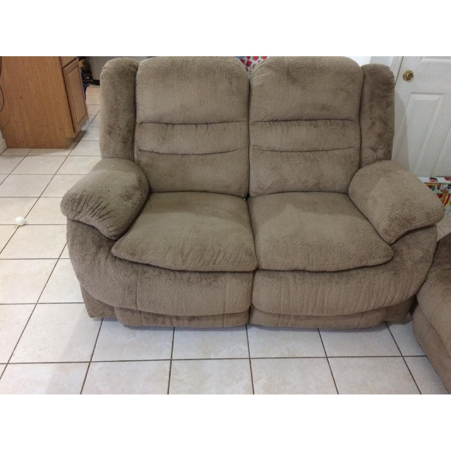 Loon Peak Ridgemont Reclining Sofa - image-3