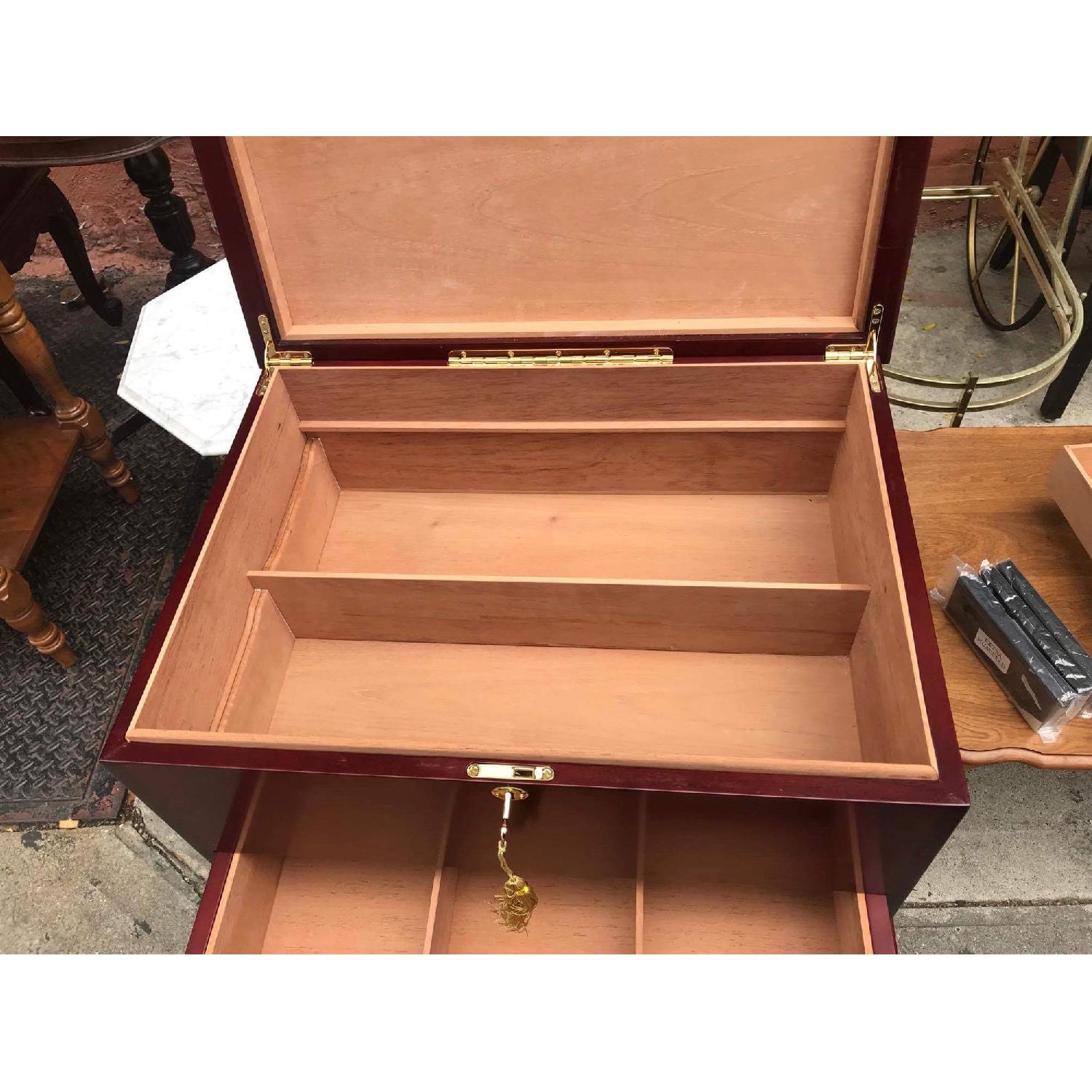Don Salvatore Cigar Humidor End Table - image-11