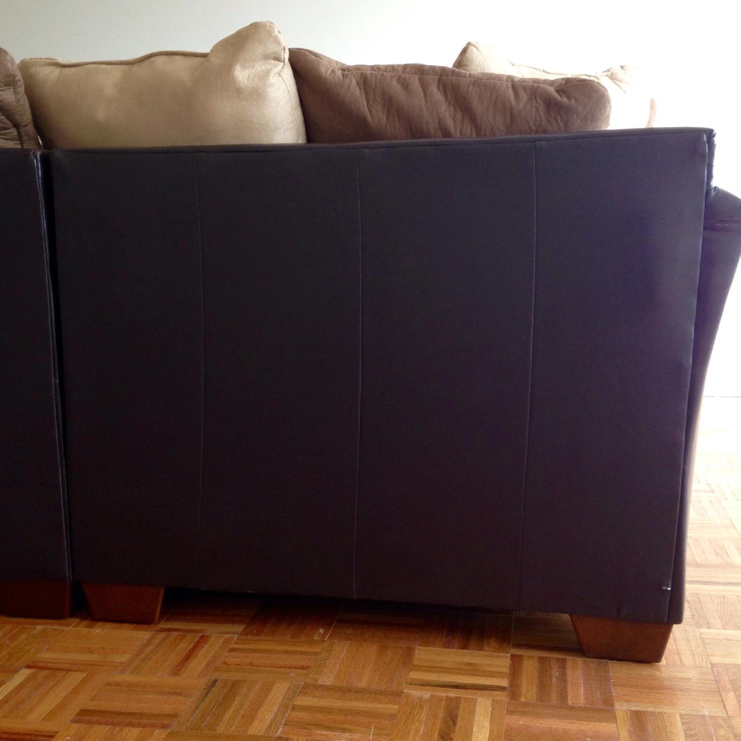 Microfiber Sectional Couch - image-7