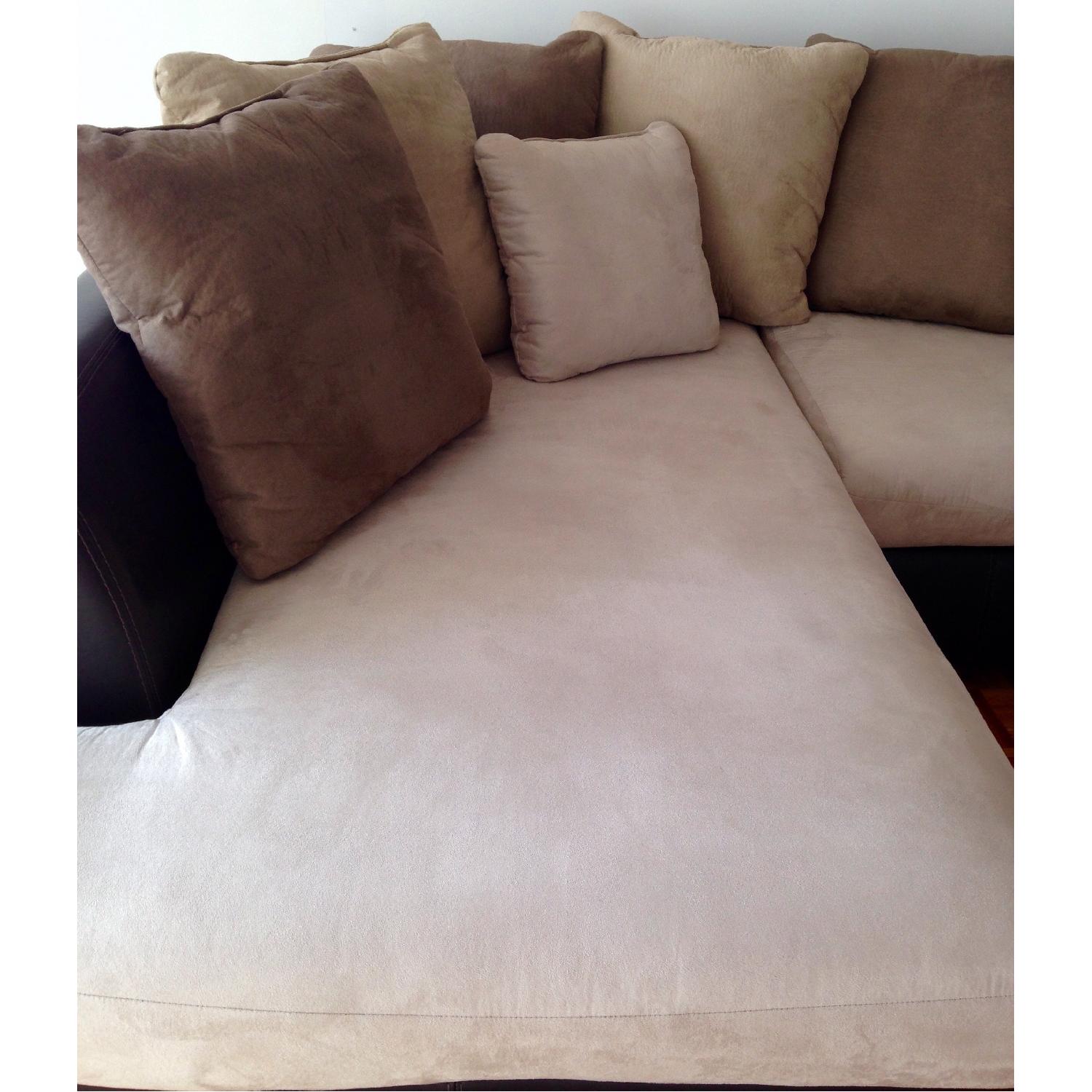 Microfiber Sectional Couch - image-11