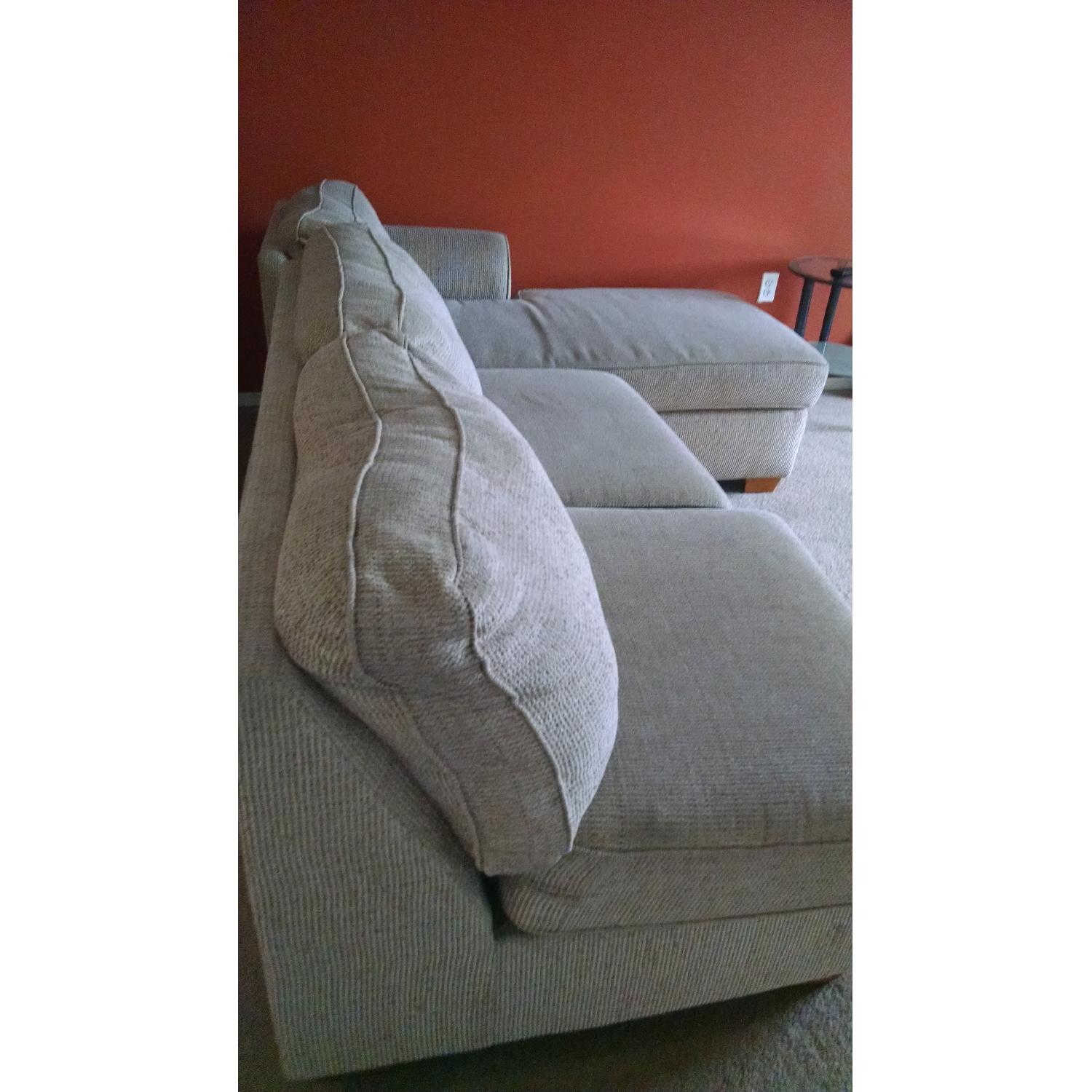 Haining Gelin Loveseat w/ Chaise Lounge - image-2