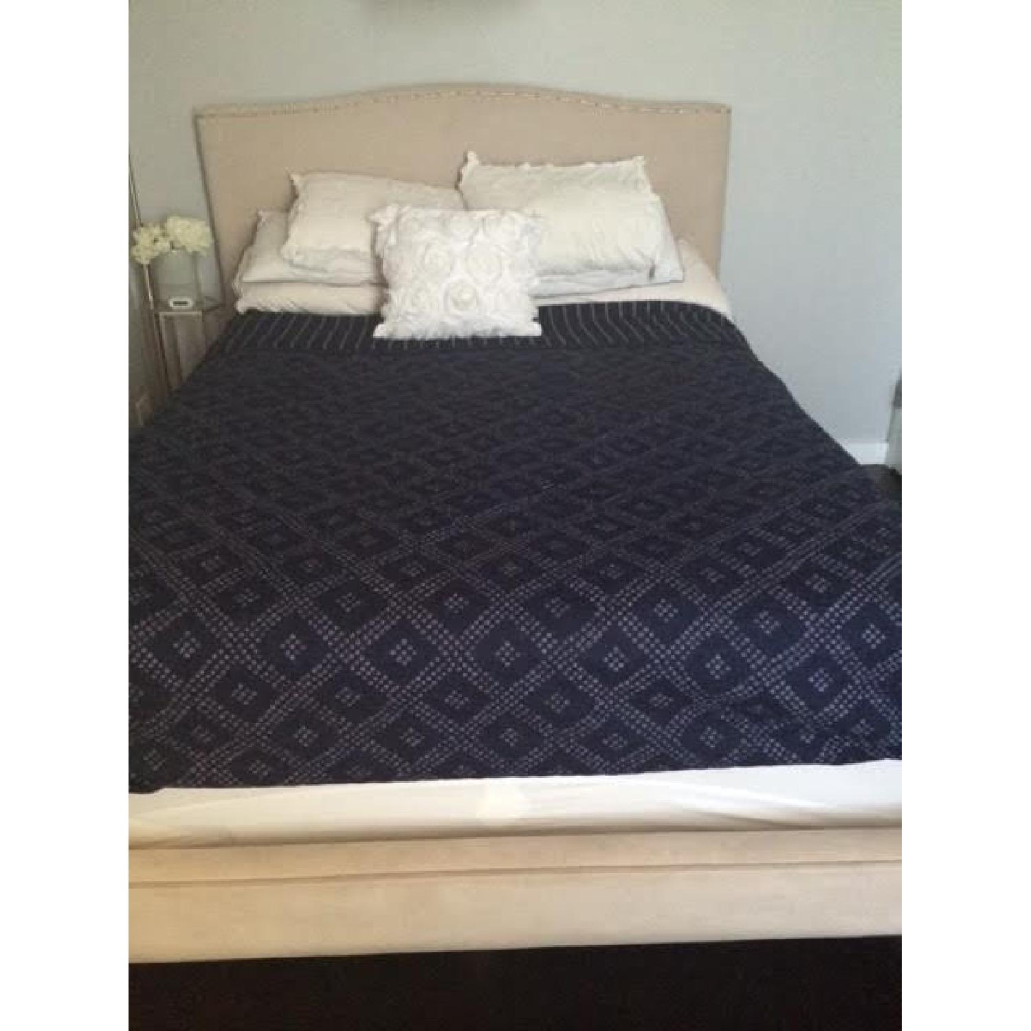 Z Gallerie Jacqueline Queen Size Bed - image-4