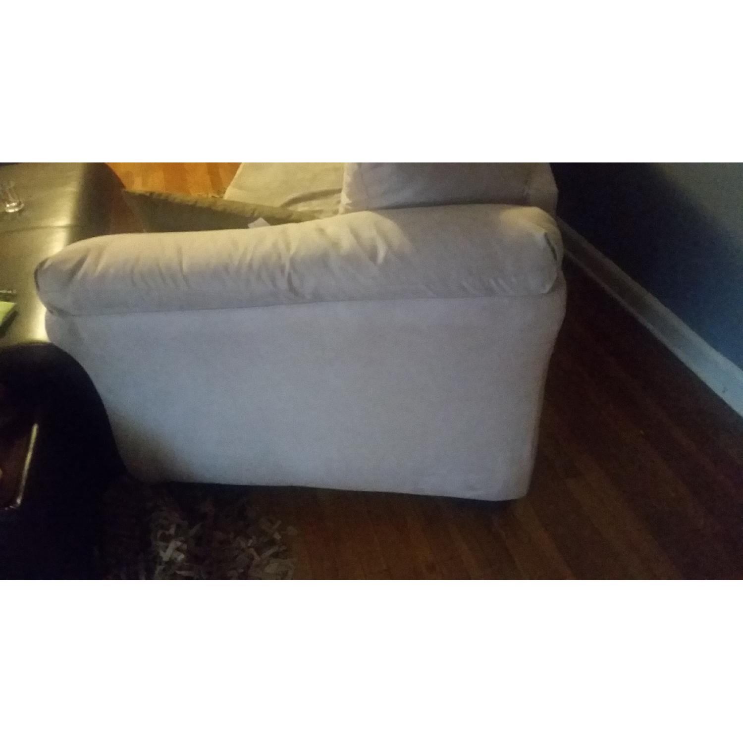 Ashley's Sofa Bed - image-2