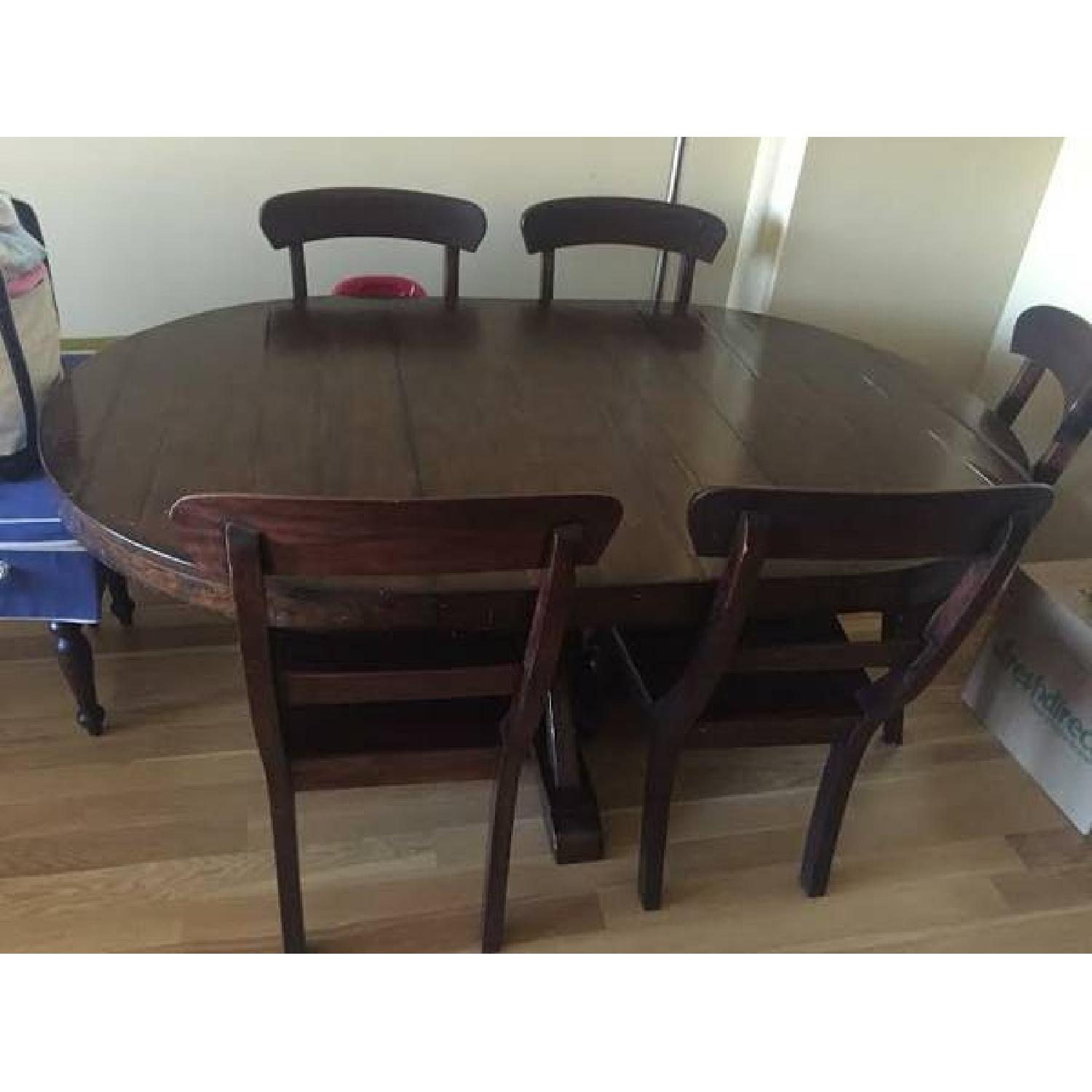 Crate & Barrel Dining Room Table w/ 4 Chairs AptDeco
