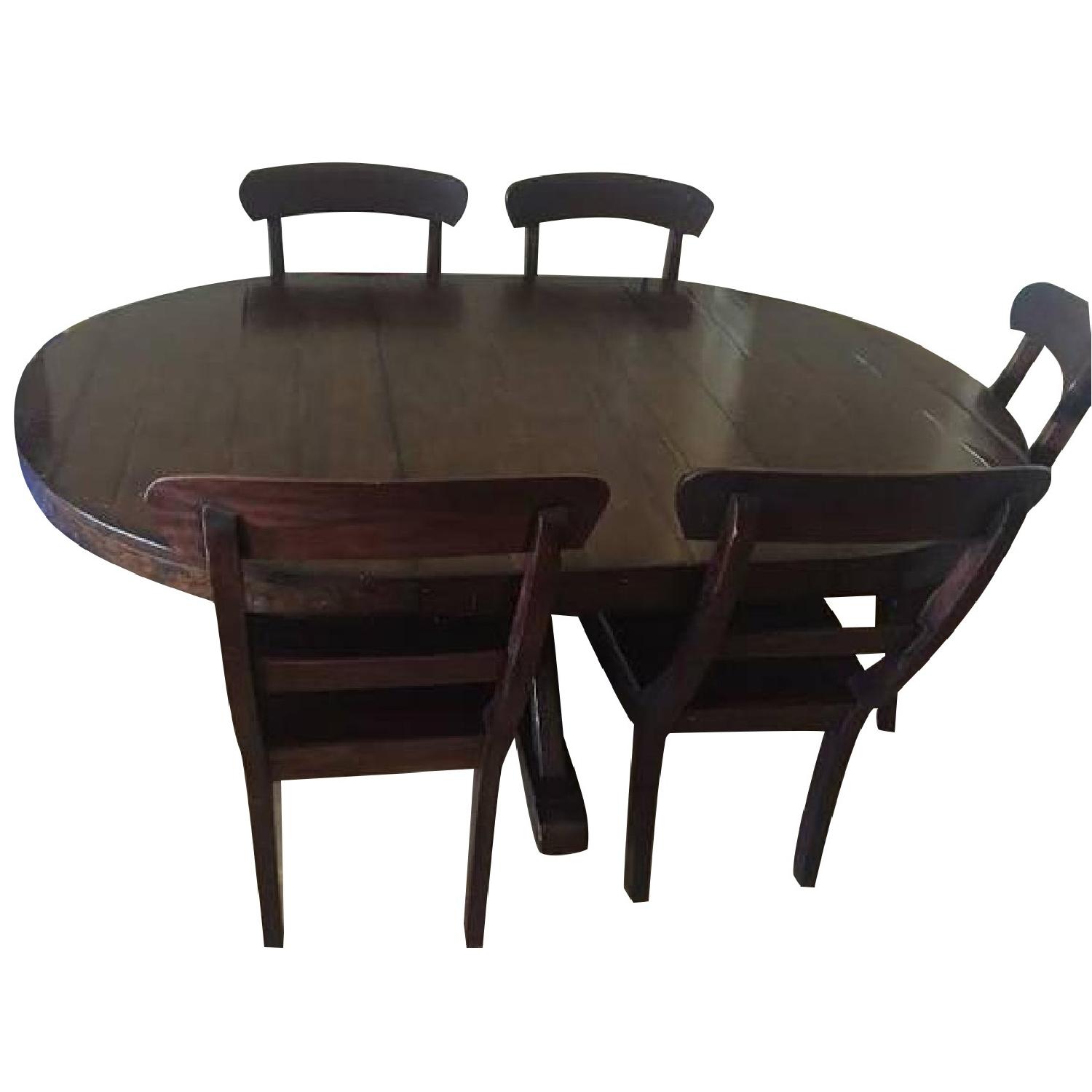 Crate & Barrel Dining Room Table w/ 4 Chairs AptDeco