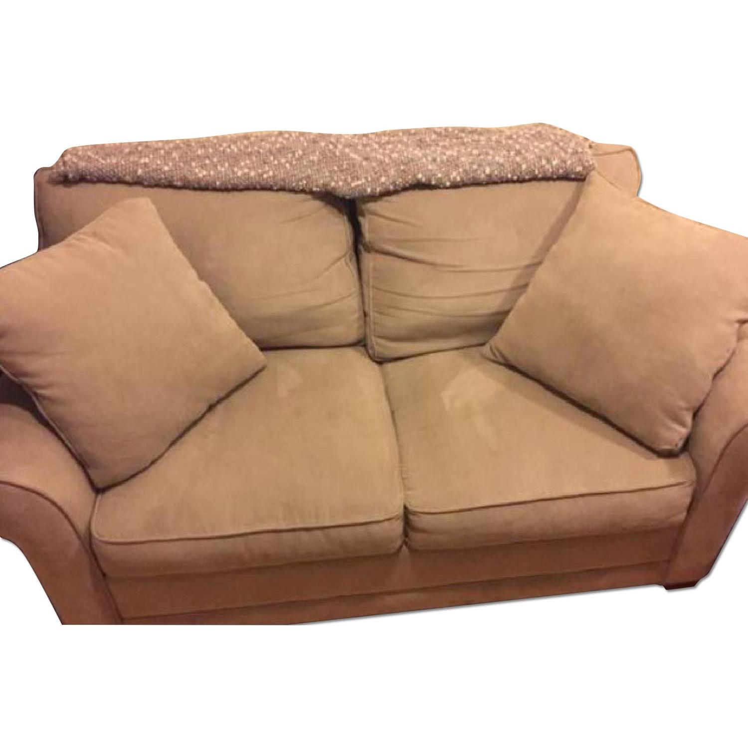 Raymour & Flanigan Couch/Loveseat AptDeco