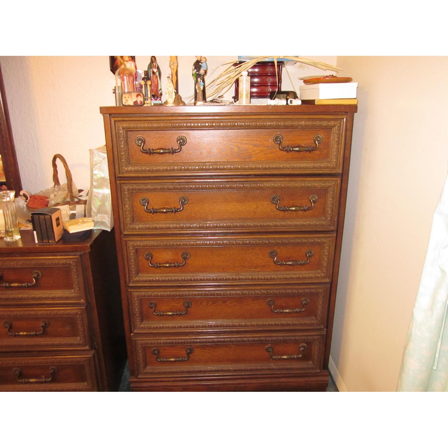 Antique Bedroom Set - image-2
