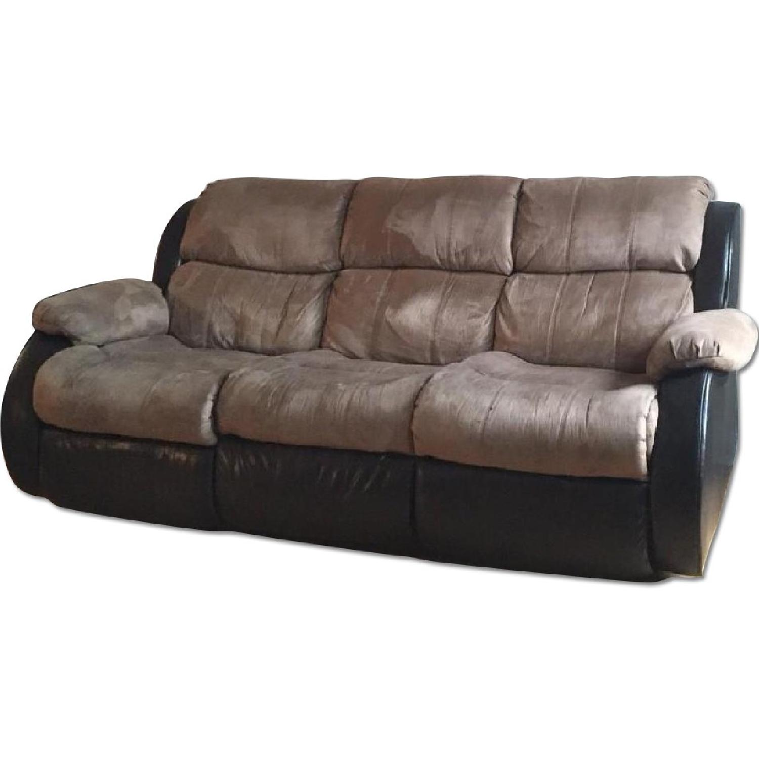 Ashley's Presley Dual Reclining Sofa in Cocoa - image-0