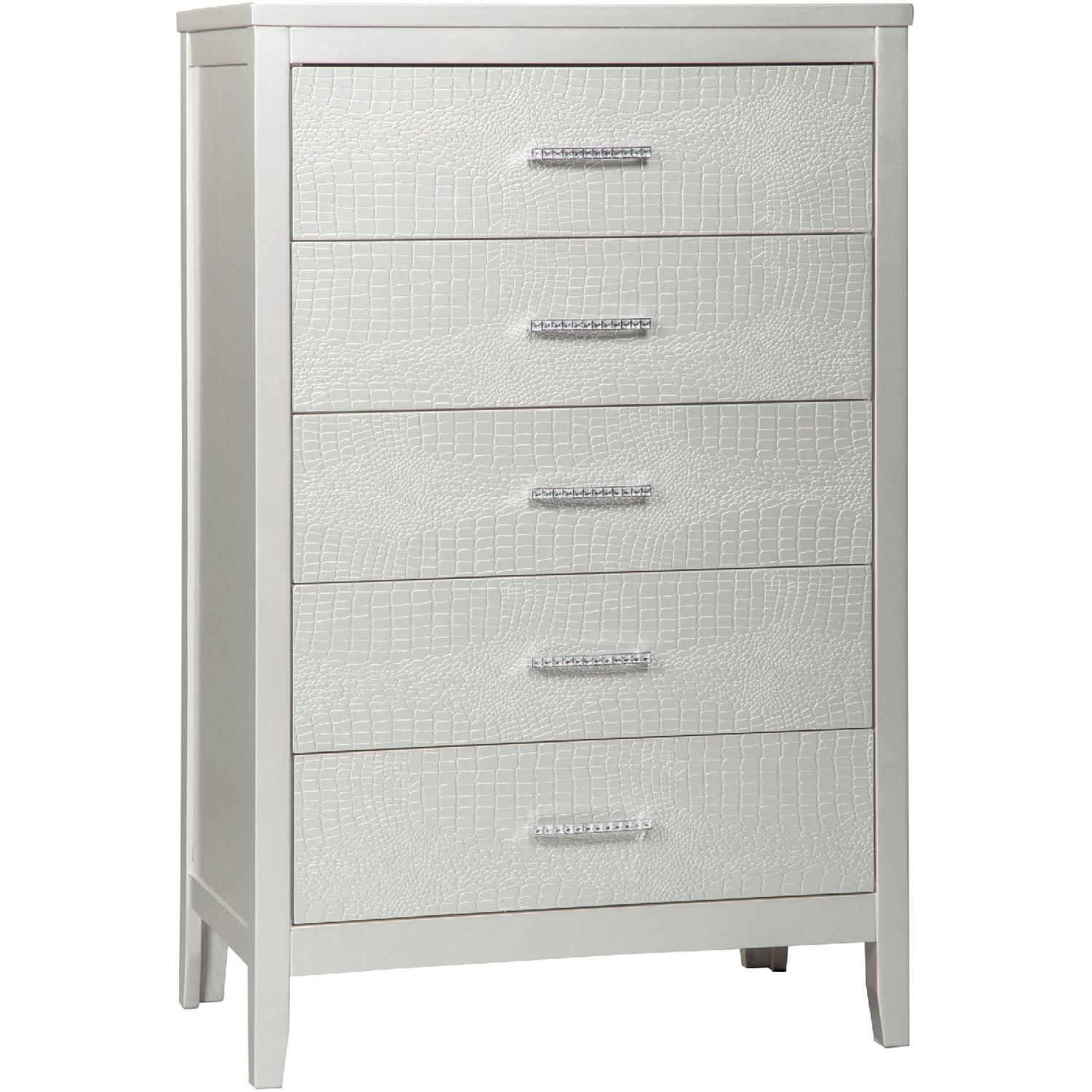Ashley's Olivet Five Drawer Chest in Silver - image-4