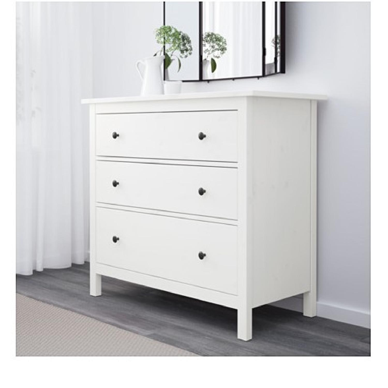 Ikea Hemnes 3-Drawer Chest in White Stain - image-1