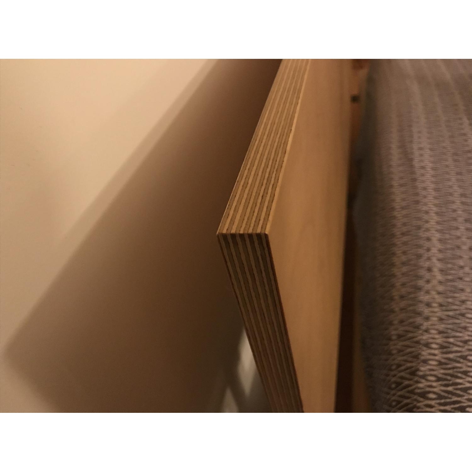 Modernica Case Study V Leg Bed - image-9